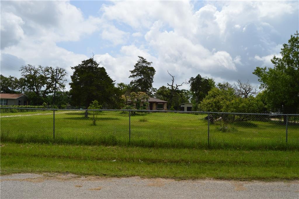 137 Colorado Cir, Cedar Creek, TX 78612