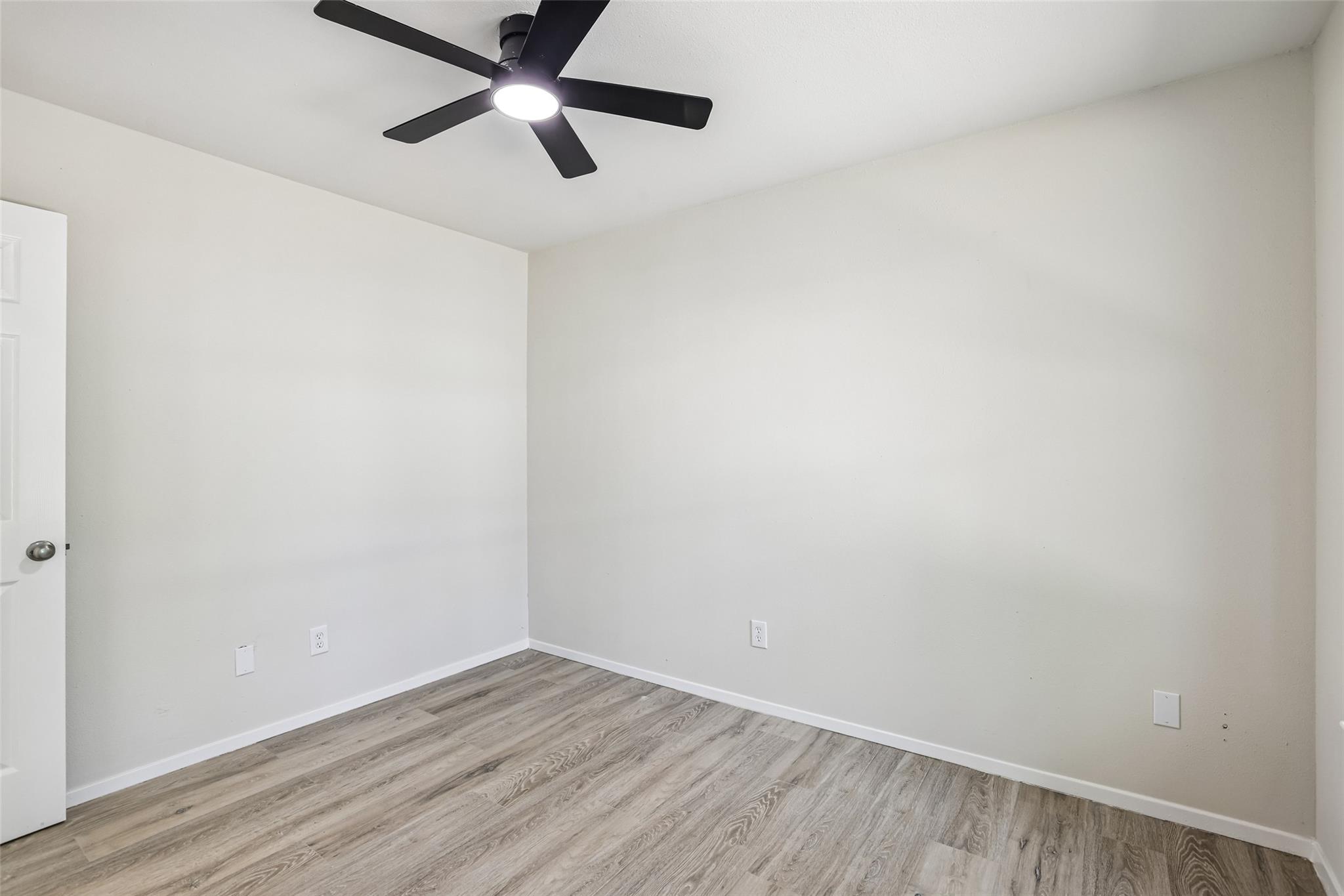 11016 Oak St, Jonestown, TX 78645