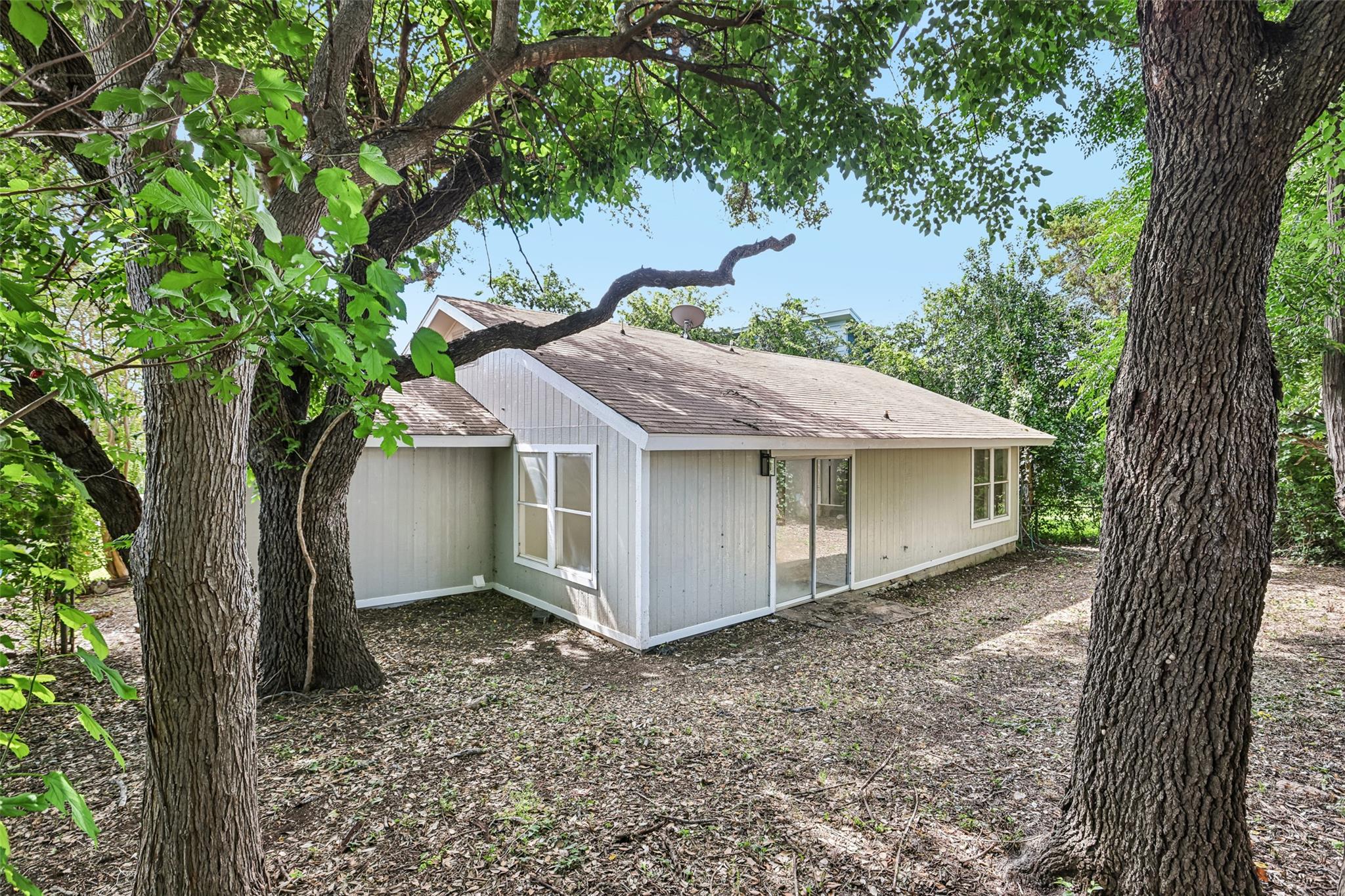 11016 Oak St, Jonestown, TX 78645