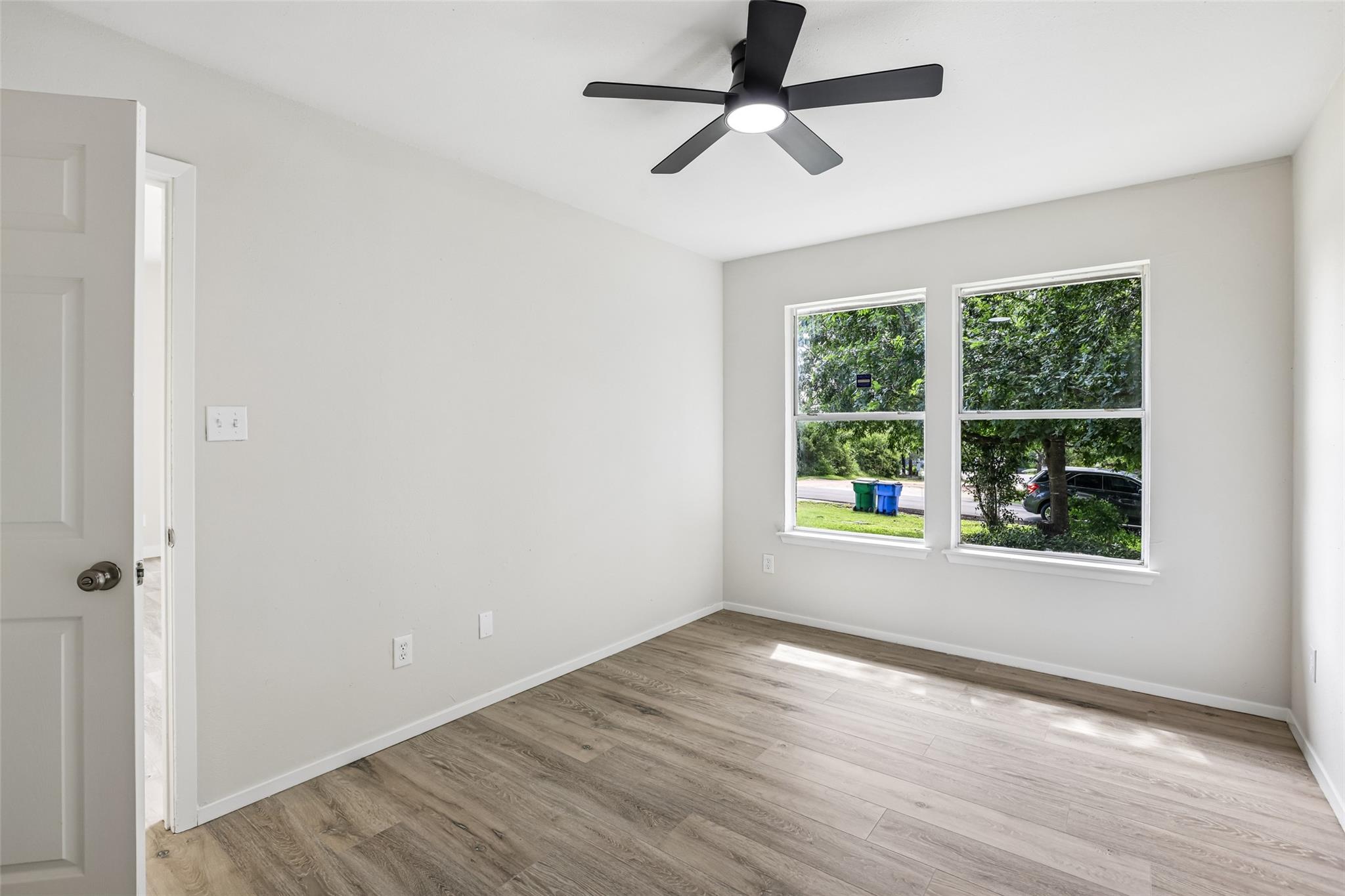 11016 Oak St, Jonestown, TX 78645