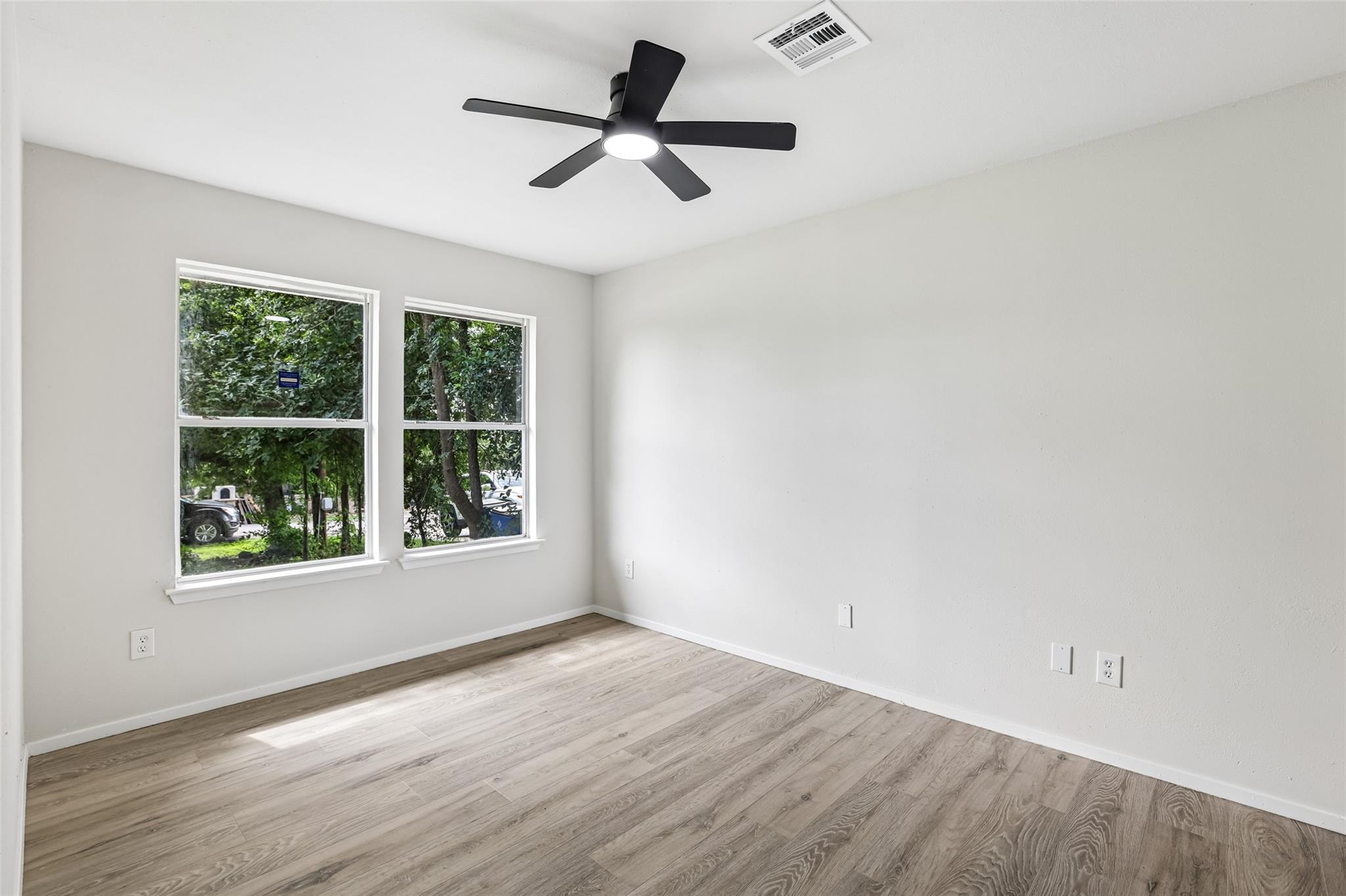 11016 Oak St, Jonestown, TX 78645