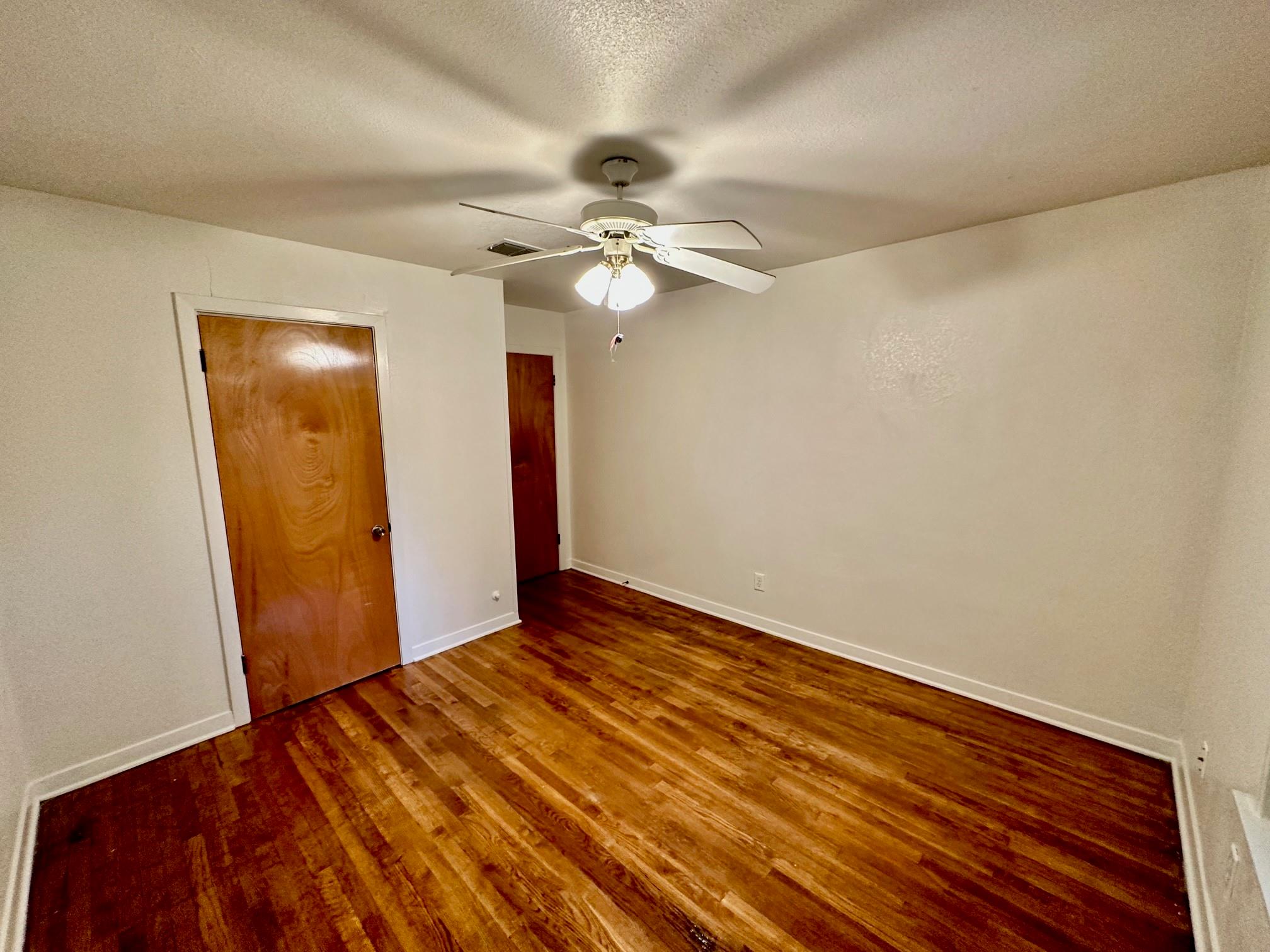 931 Cheatham St, San Marcos, TX 78666