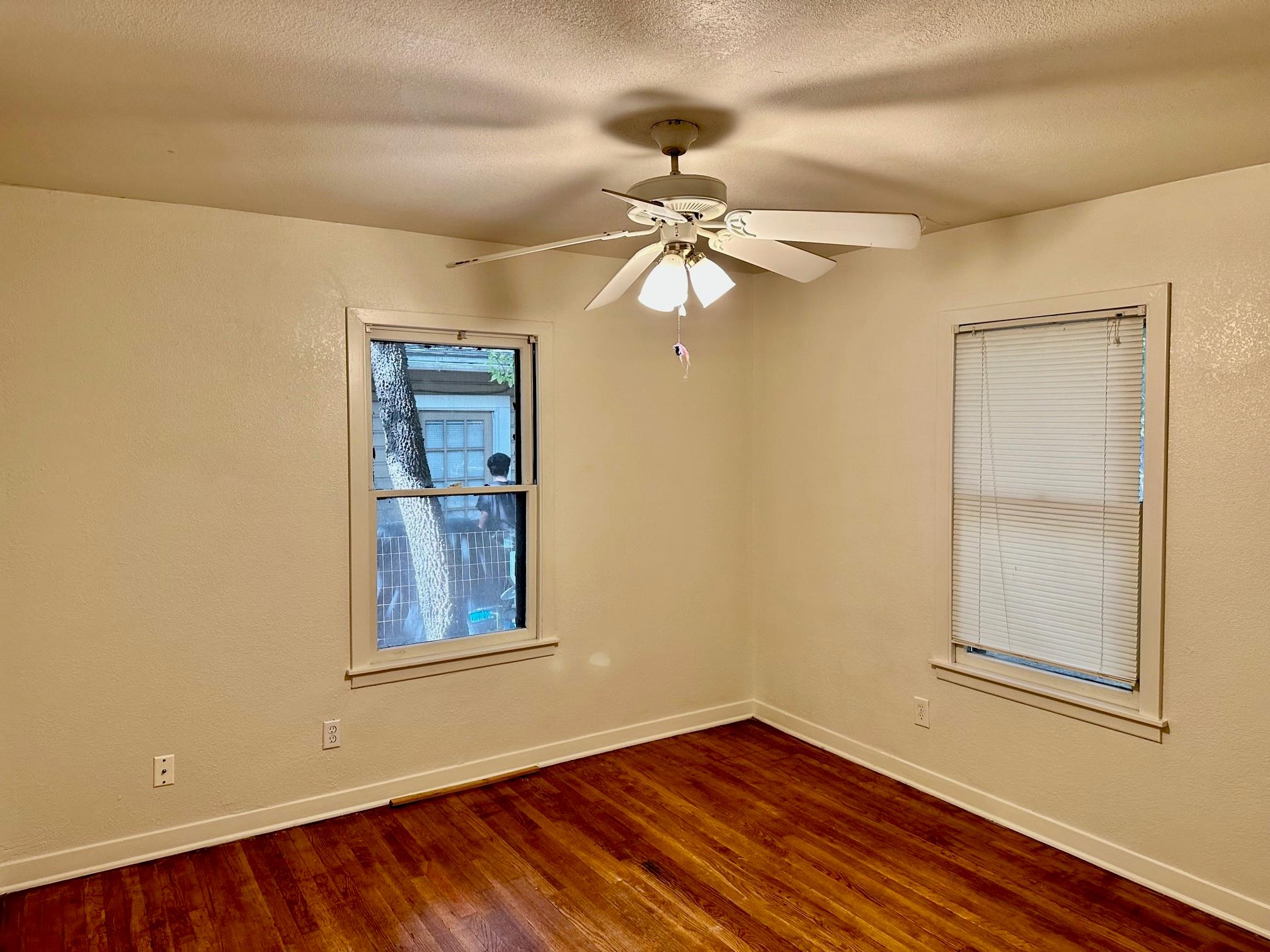 931 Cheatham St, San Marcos, TX 78666