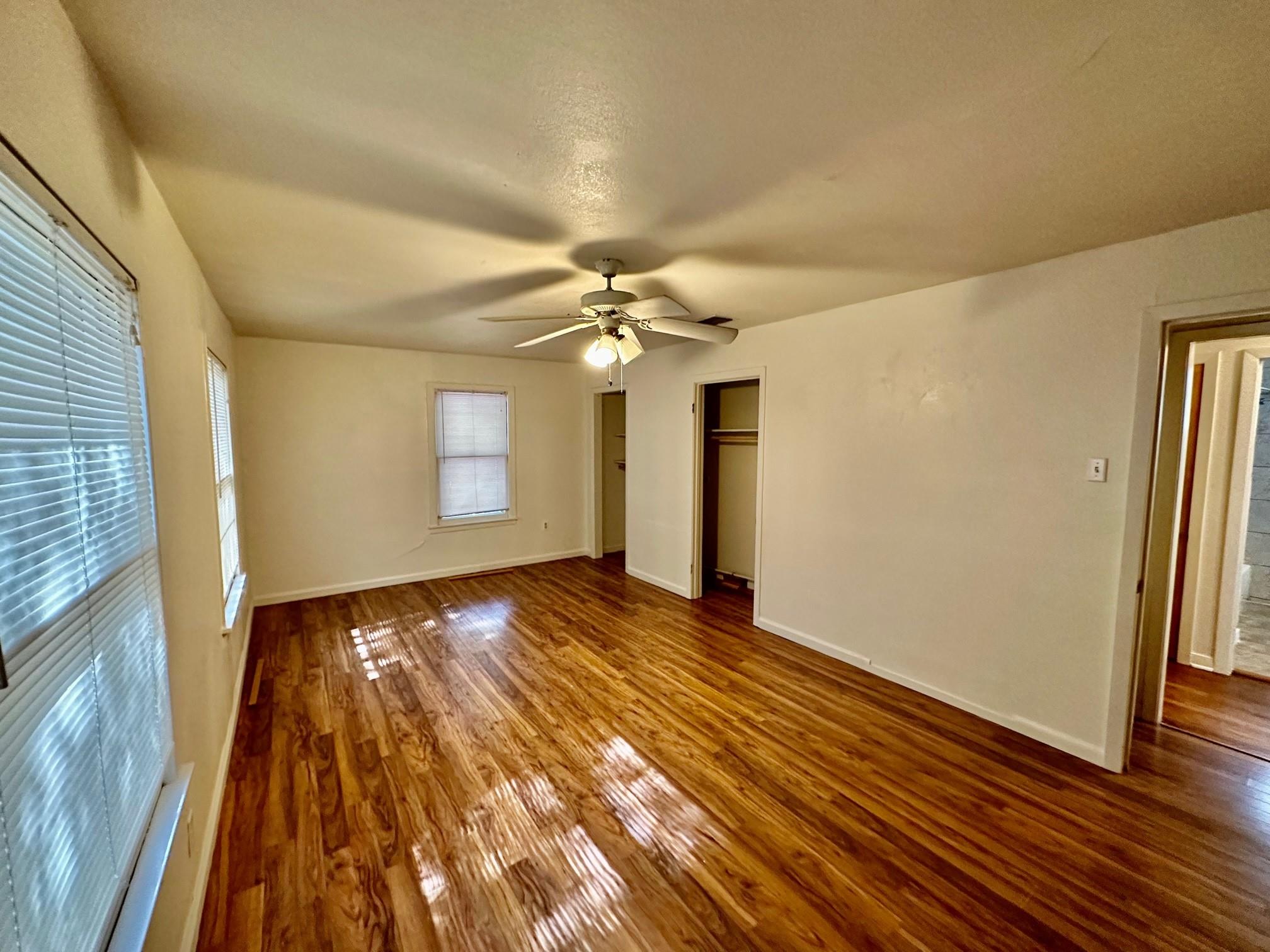 931 Cheatham St, San Marcos, TX 78666