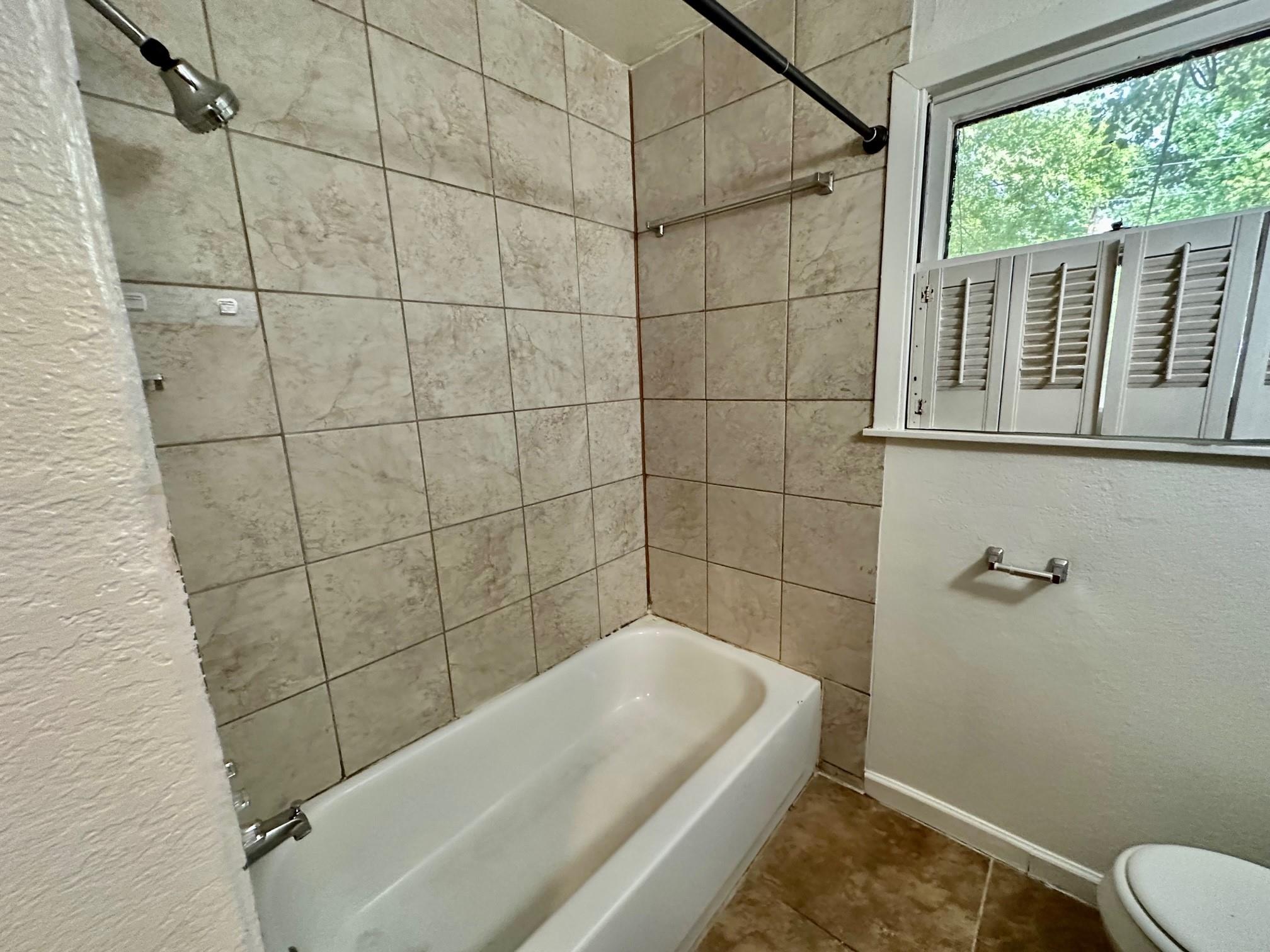 931 Cheatham St, San Marcos, TX 78666