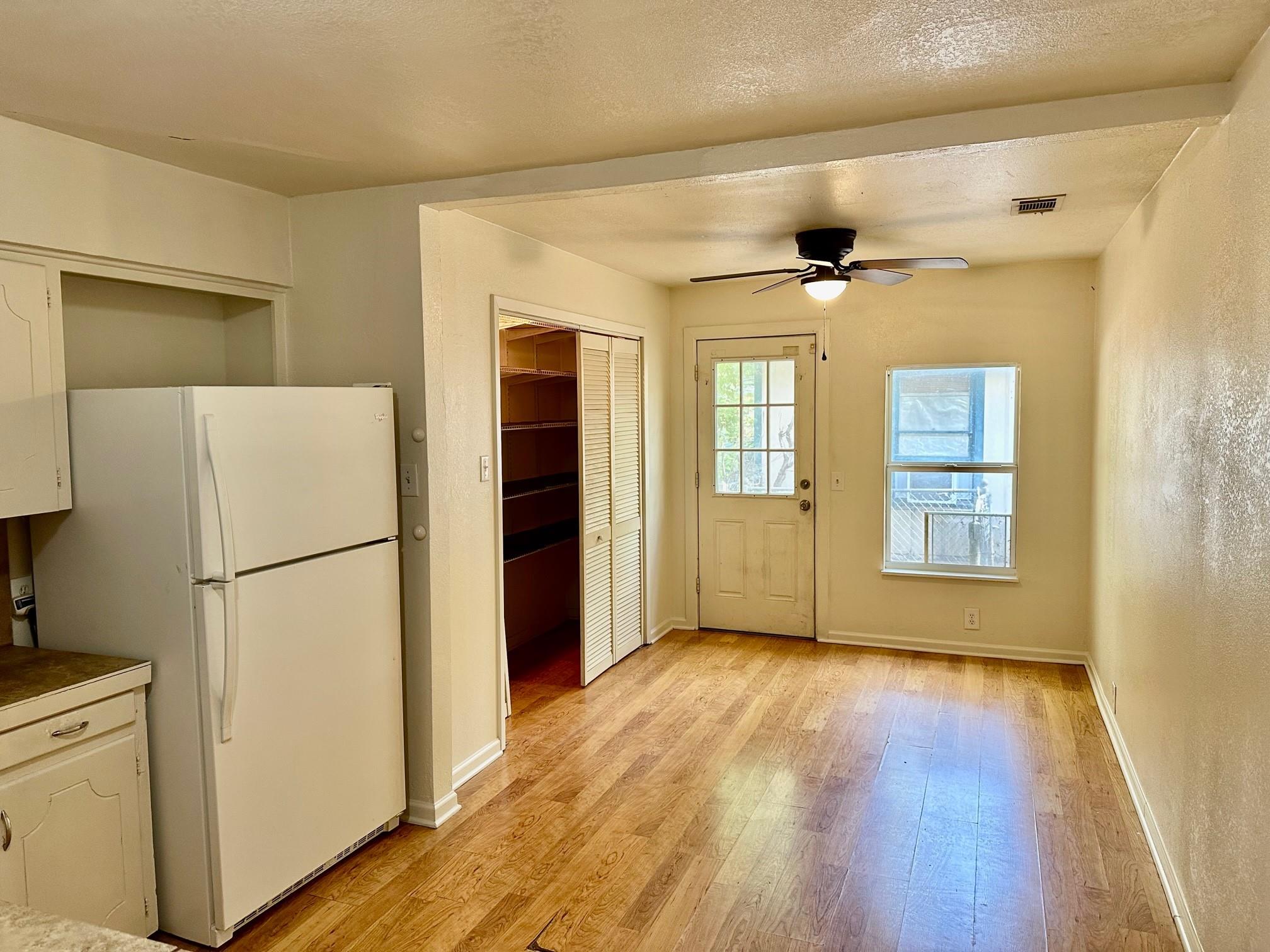 931 Cheatham St, San Marcos, TX 78666