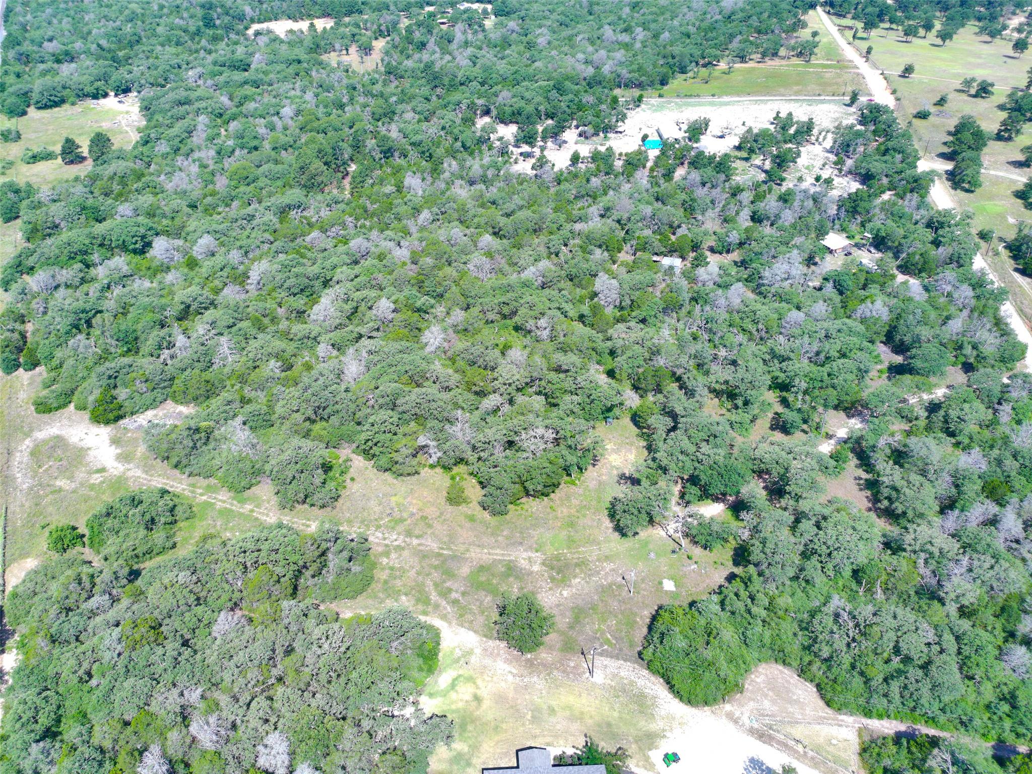 277 Meuth Cemetery Rd, Red Rock, TX 78662