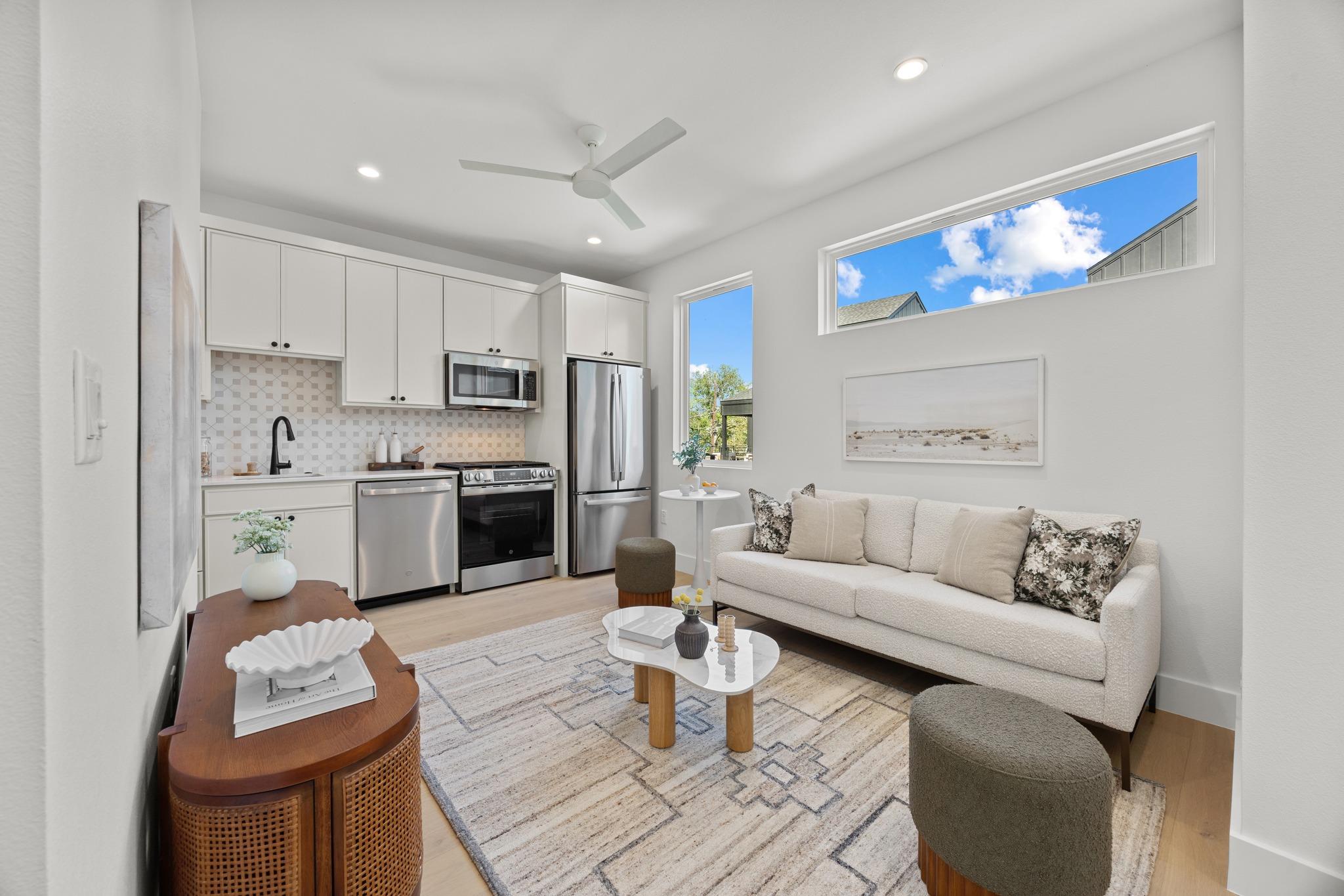 6502 Porter St # 2, Austin, TX 78741