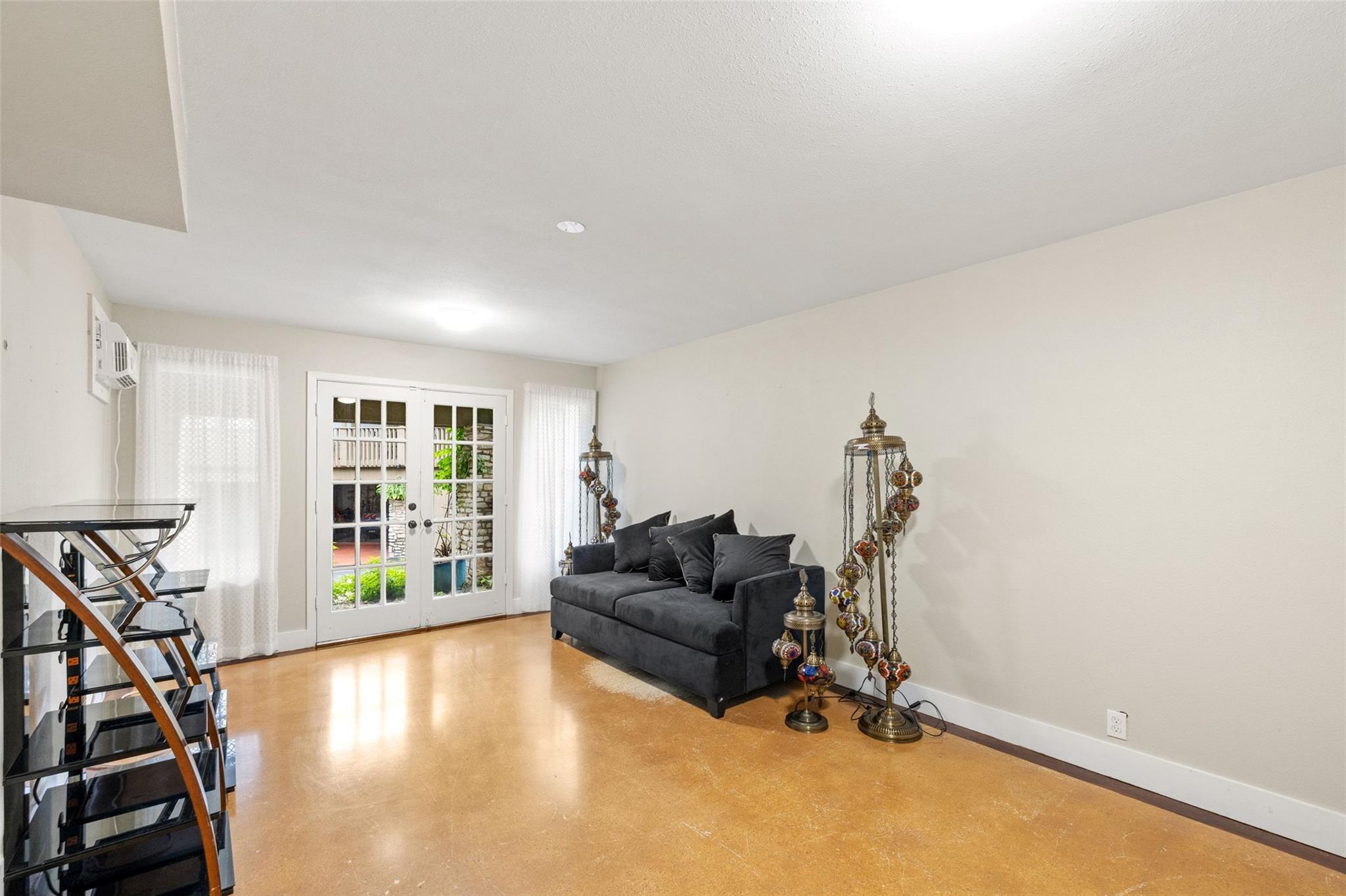 9 Stoney Creek Cv, Lakeway, TX 78734