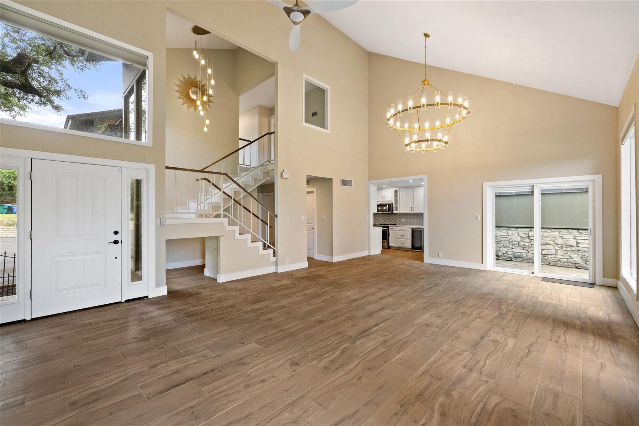 9 Stoney Creek Cv, Lakeway, TX 78734