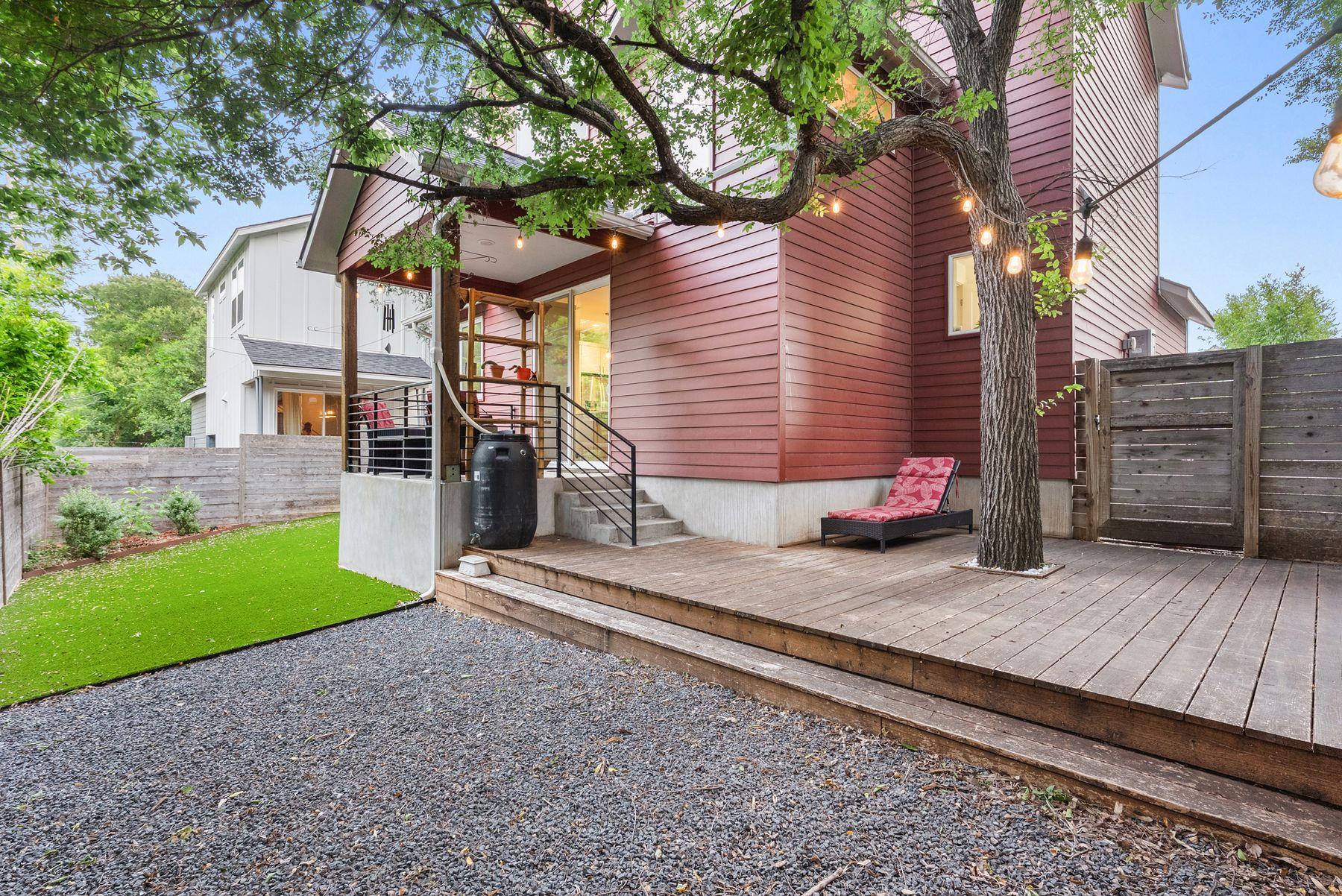 1709 Perez St # 2, Austin, TX 78721