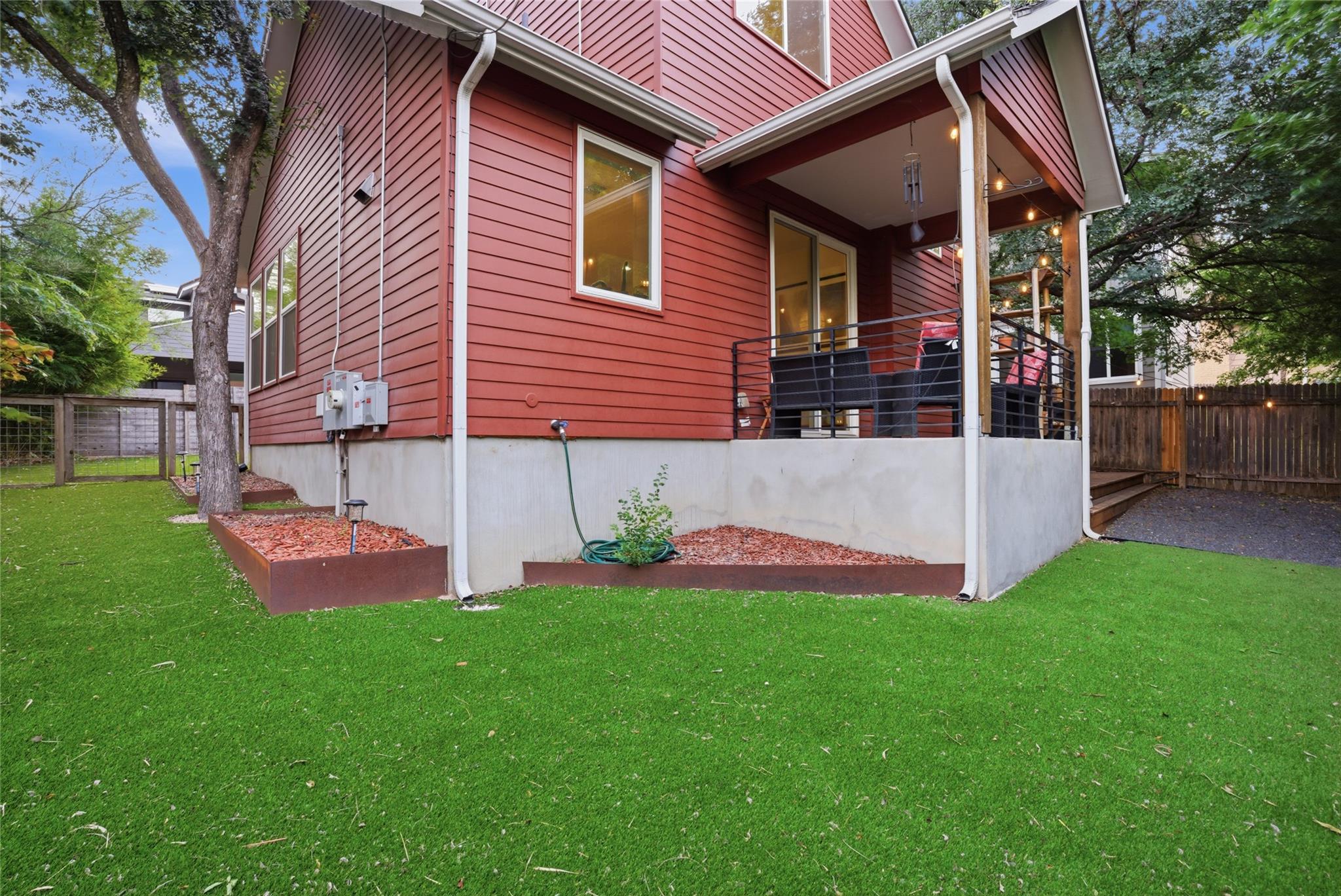 1709 Perez St # 2, Austin, TX 78721