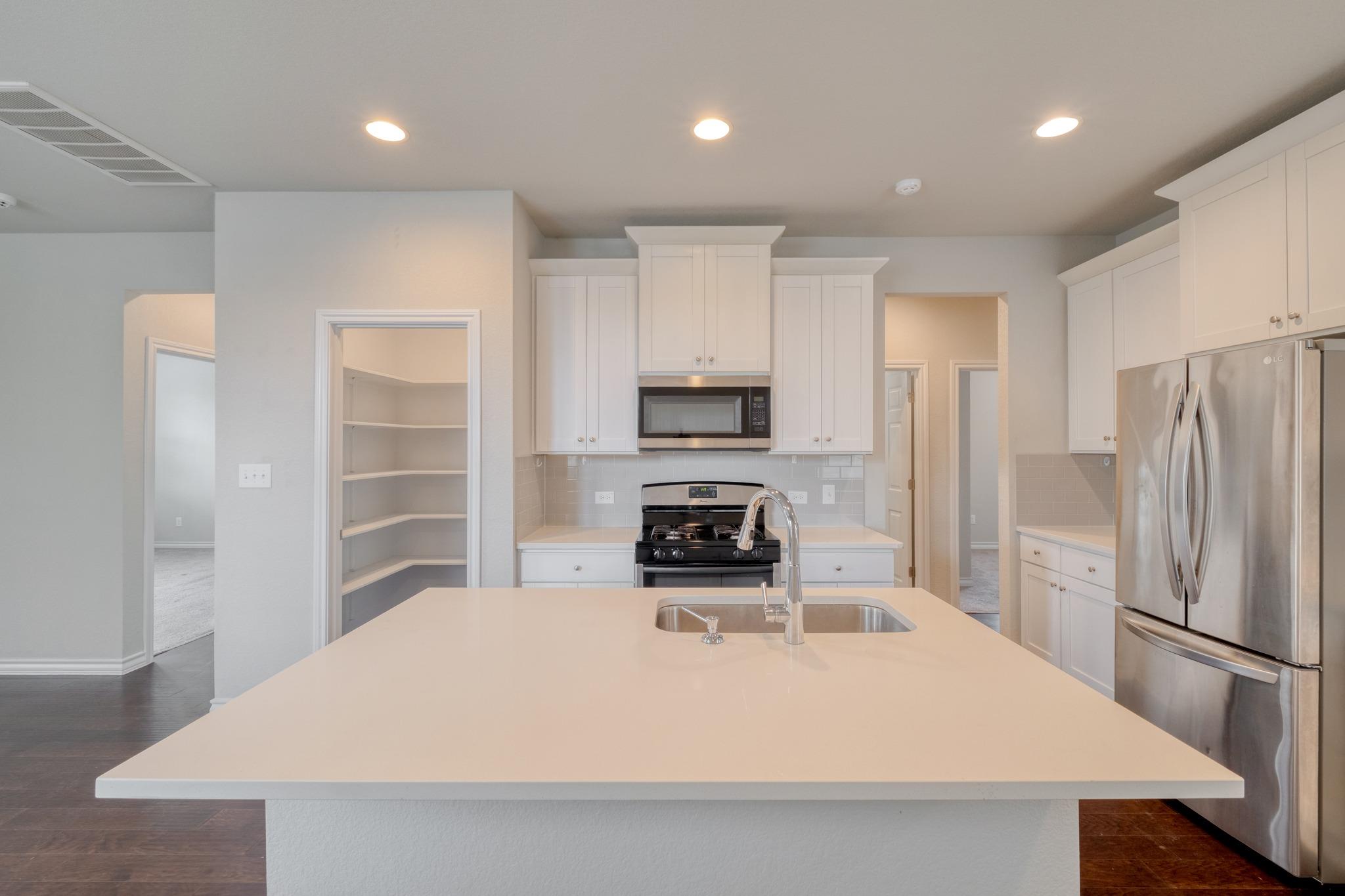 224 Eves Necklace Dr, Buda, TX 78610