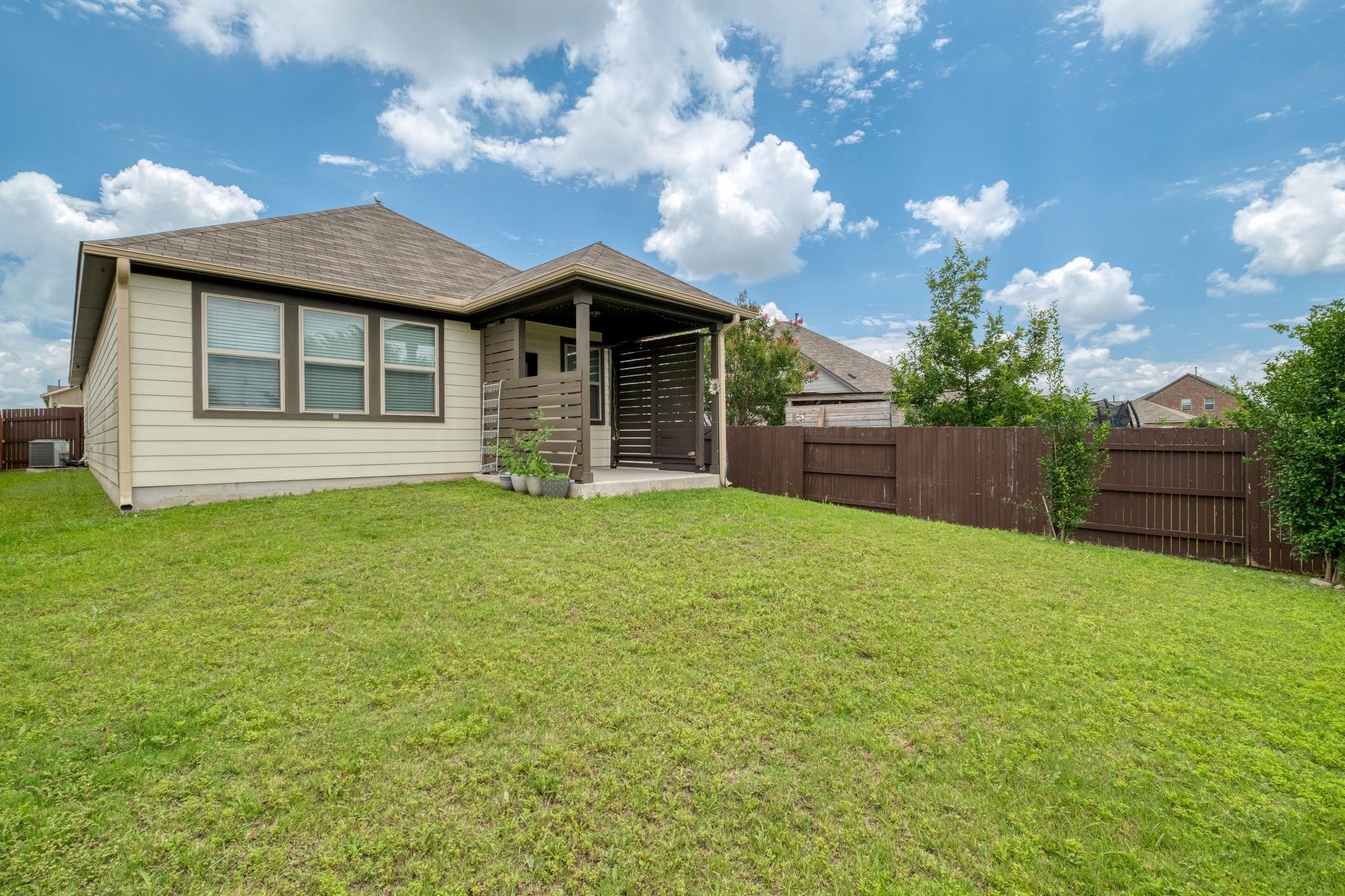 224 Eves Necklace Dr, Buda, TX 78610