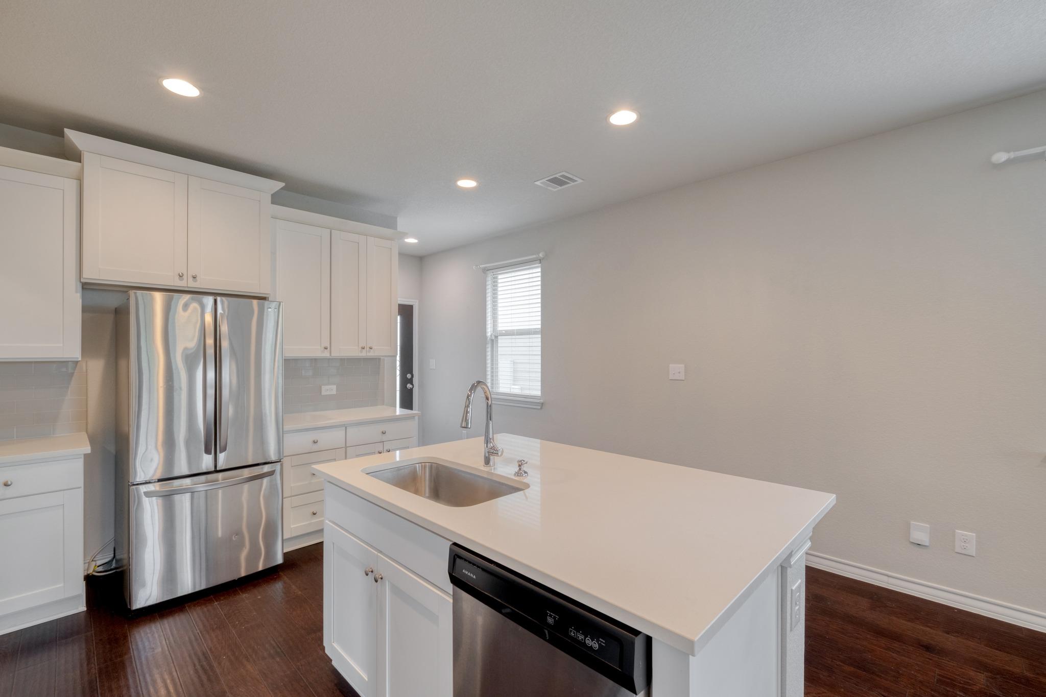 224 Eves Necklace Dr, Buda, TX 78610