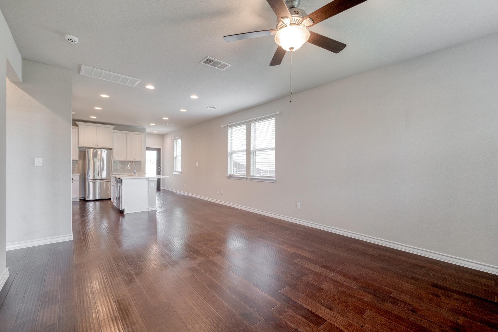 224 Eves Necklace Dr, Buda, TX 78610
