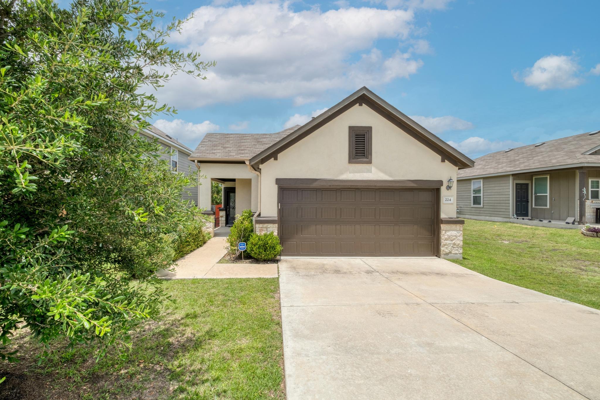 224 Eves Necklace Dr, Buda, TX 78610