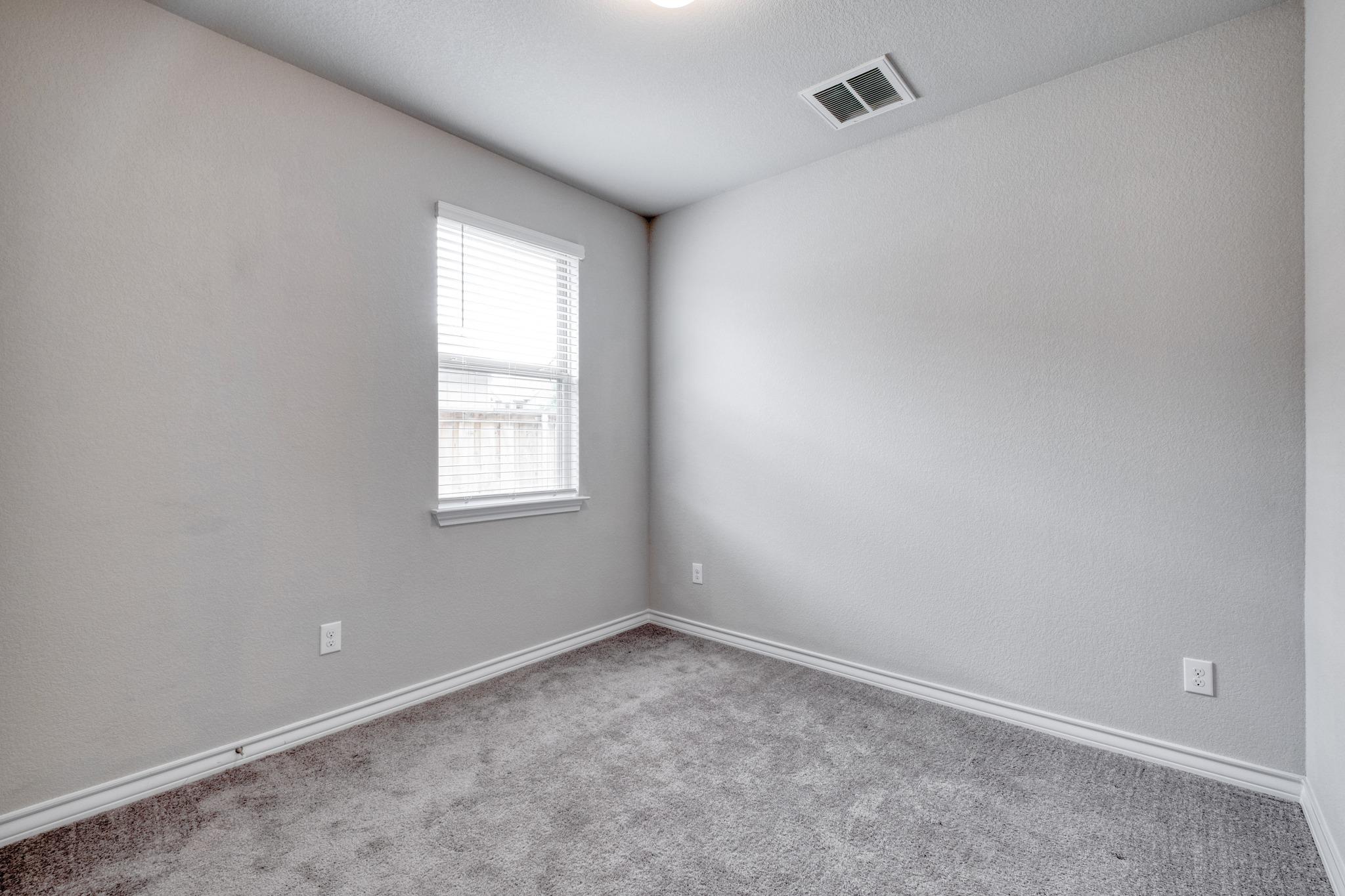 224 Eves Necklace Dr, Buda, TX 78610