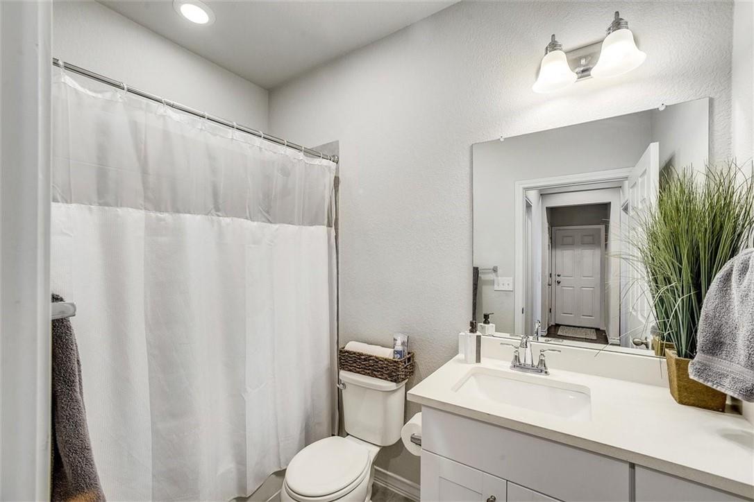 200 Magna Ln, Liberty Hill, TX 78642