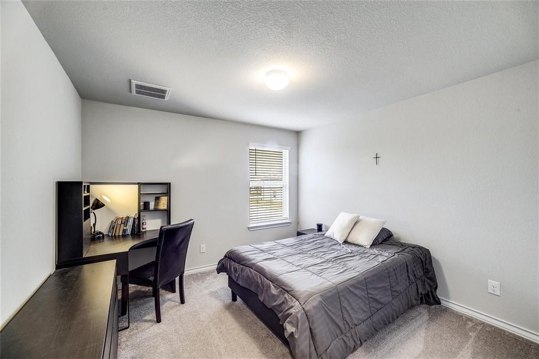 200 Magna Ln, Liberty Hill, TX 78642