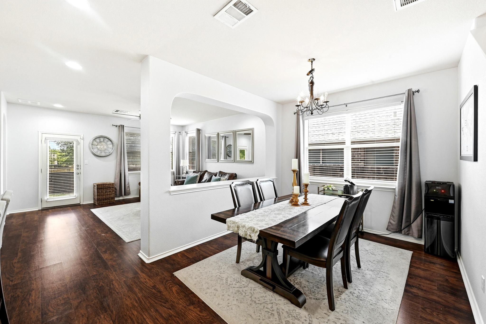 9705 Sydney Marilyn Ln, Austin, TX 78748
