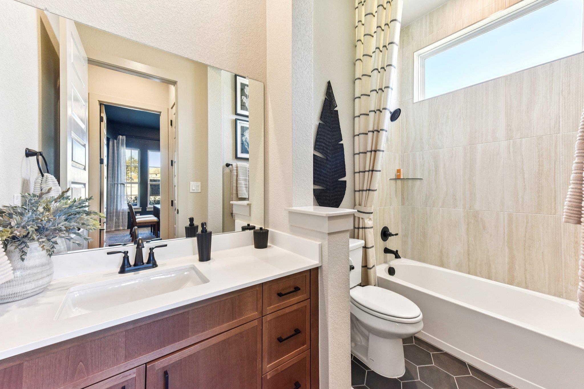 129 Whistling Willow Dr, Georgetown, TX 78628