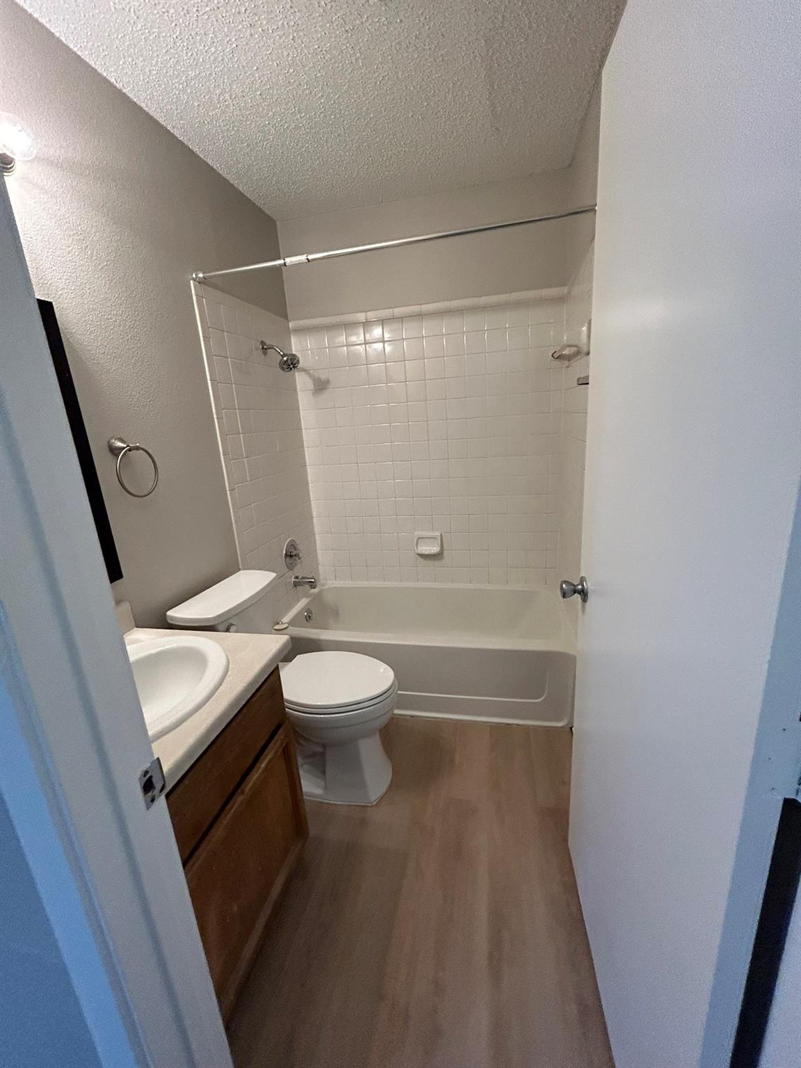 7900 West Gate Blvd # B, Austin, TX 78745
