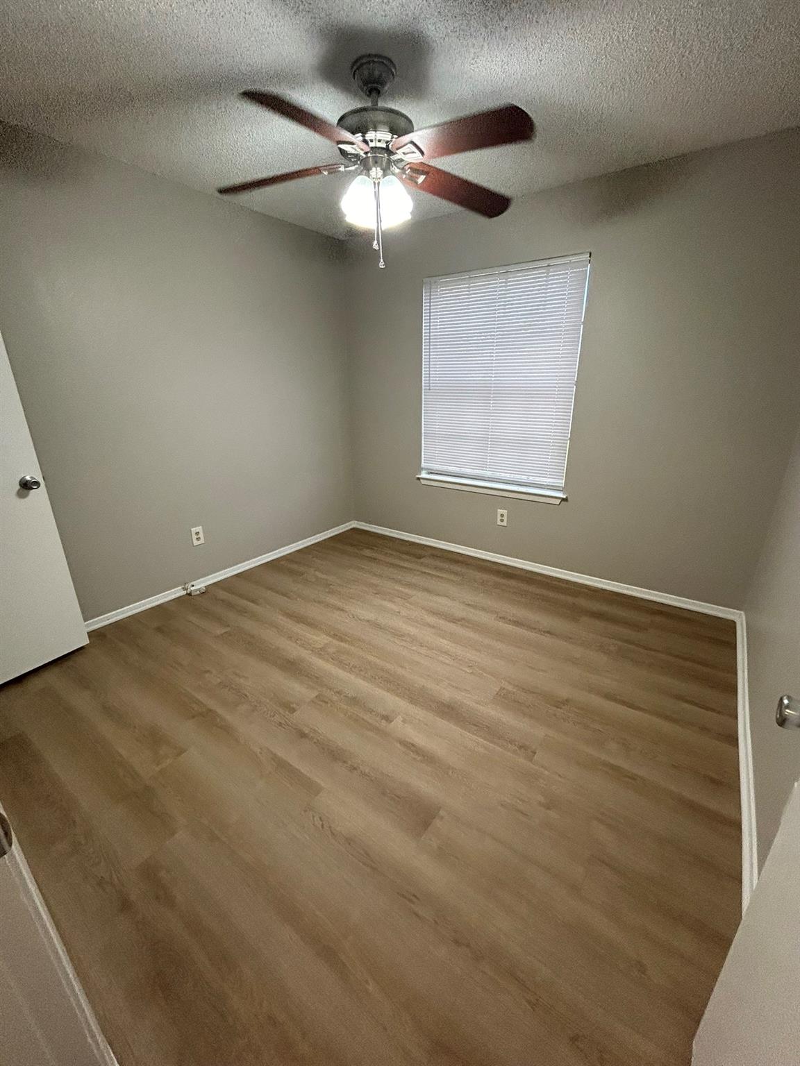7900 West Gate Blvd # B, Austin, TX 78745