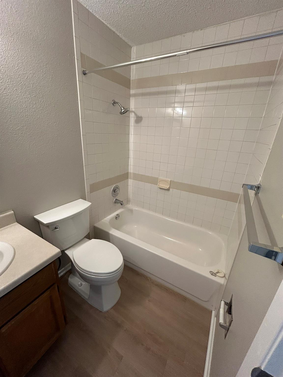 7900 West Gate Blvd # B, Austin, TX 78745