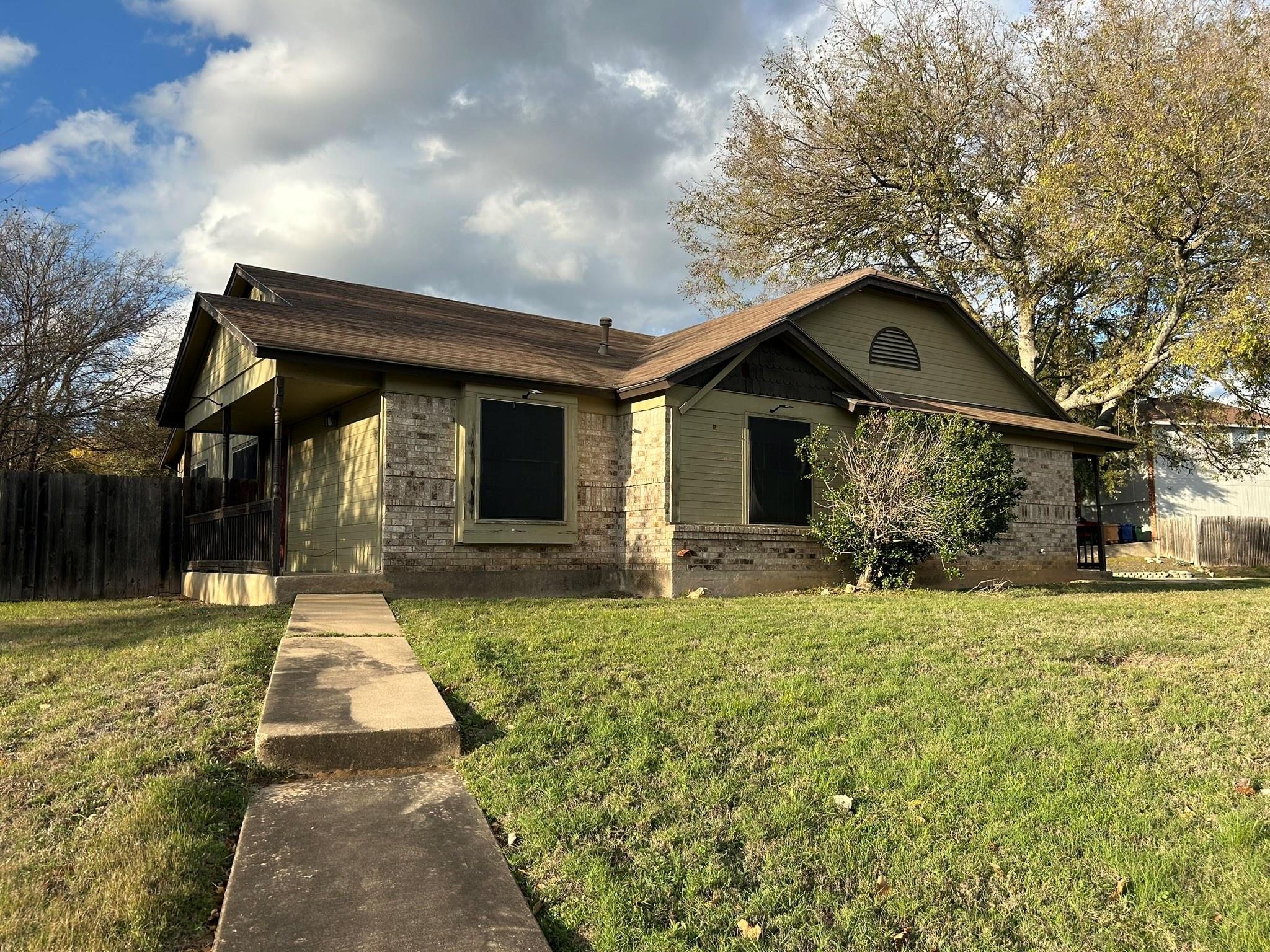 7900 West Gate Blvd # B, Austin, TX 78745