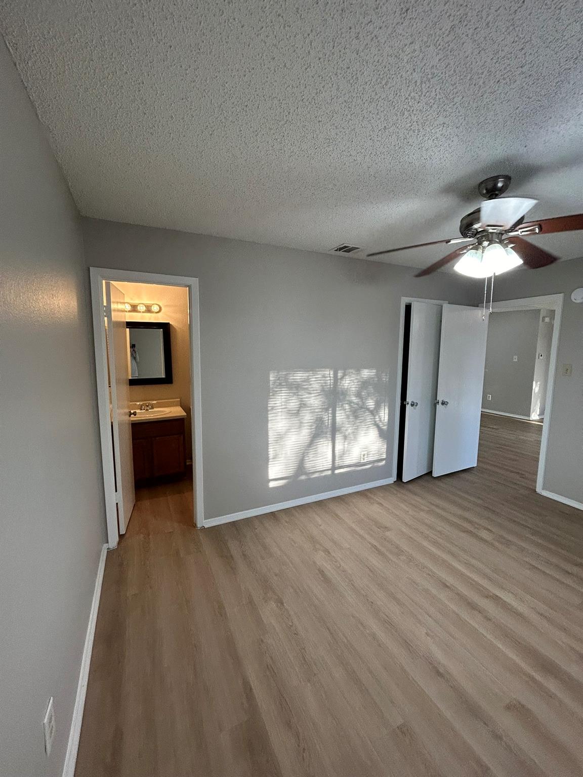 7900 West Gate Blvd # B, Austin, TX 78745