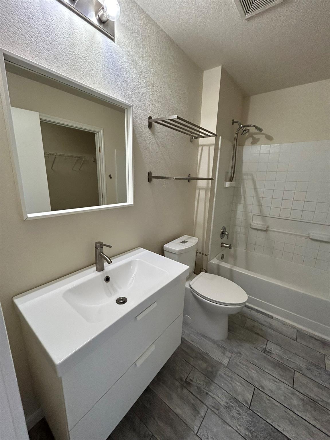 130 Quarter Ave, Buda, TX 78610