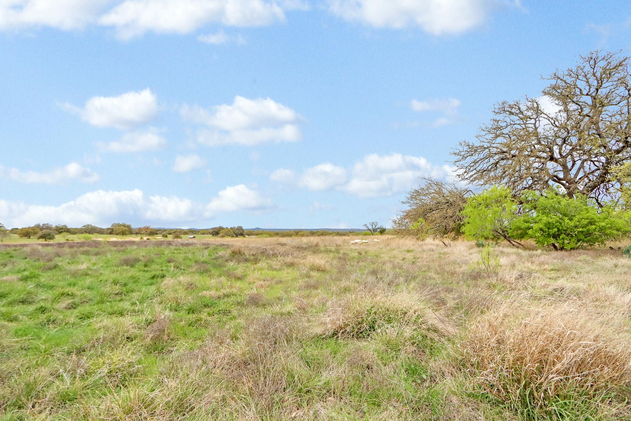 8502 E Us 290, Johnson City, TX 78636
