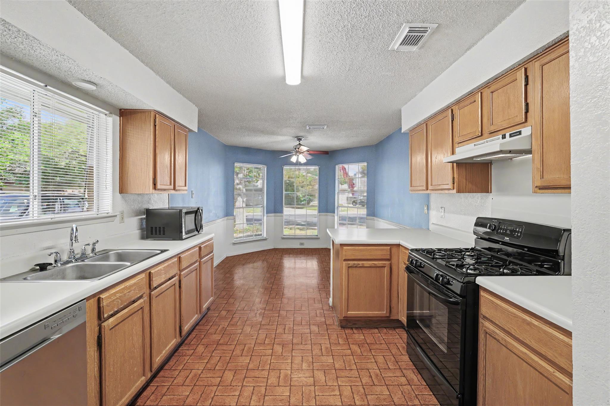 16819 Whitebrush Loop, Austin, TX 78717