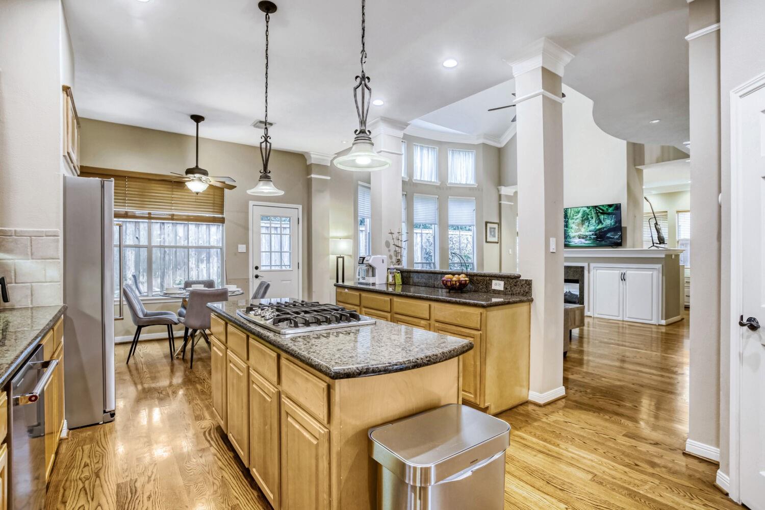 4147 E Northampton Pl, Houston, TX 77098