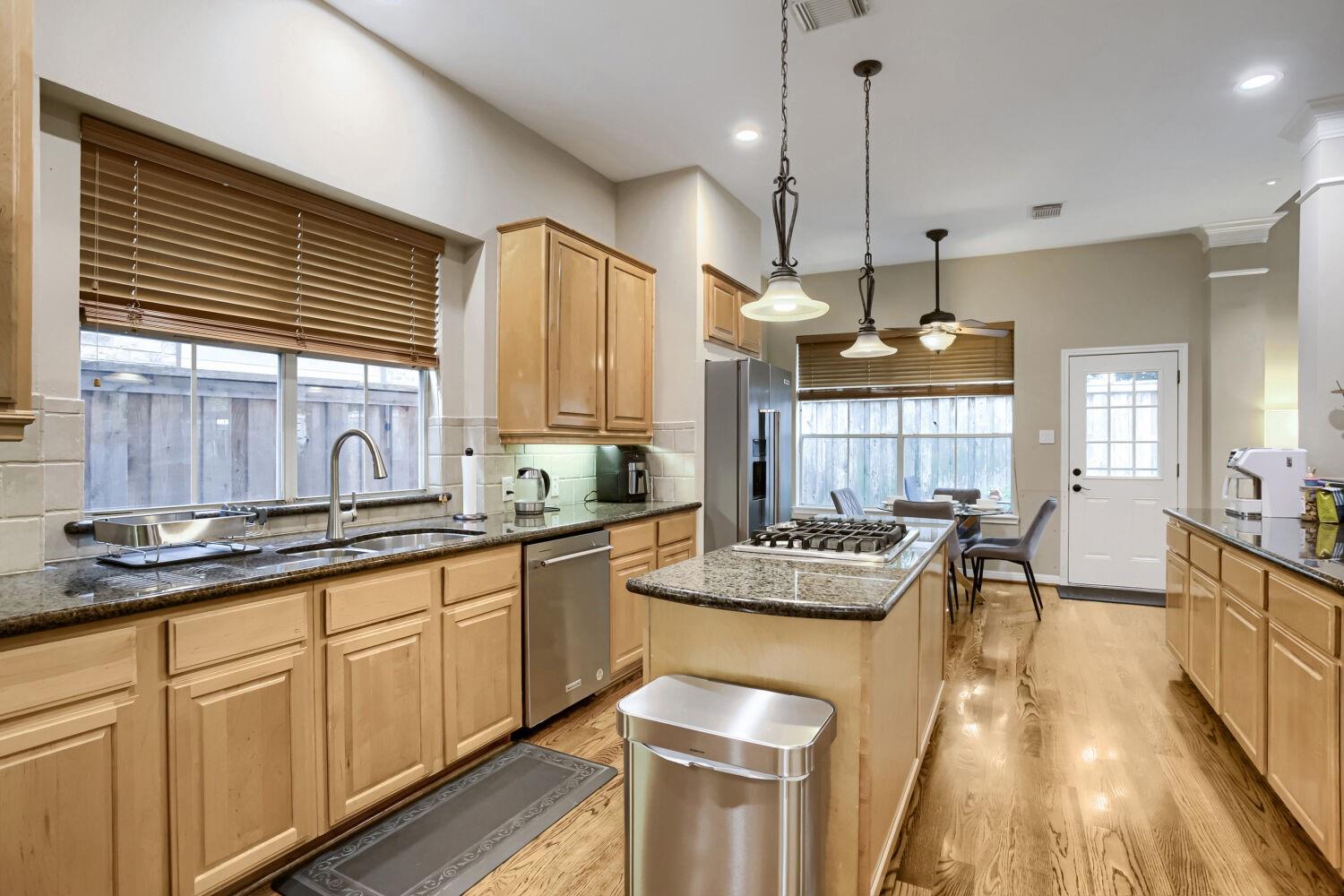 4147 E Northampton Pl, Houston, TX 77098