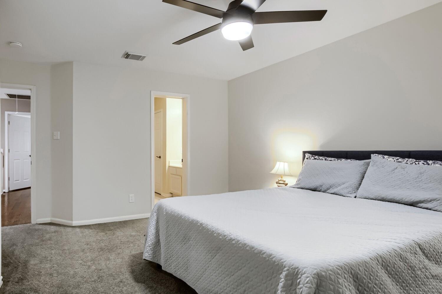 4147 E Northampton Pl, Houston, TX 77098