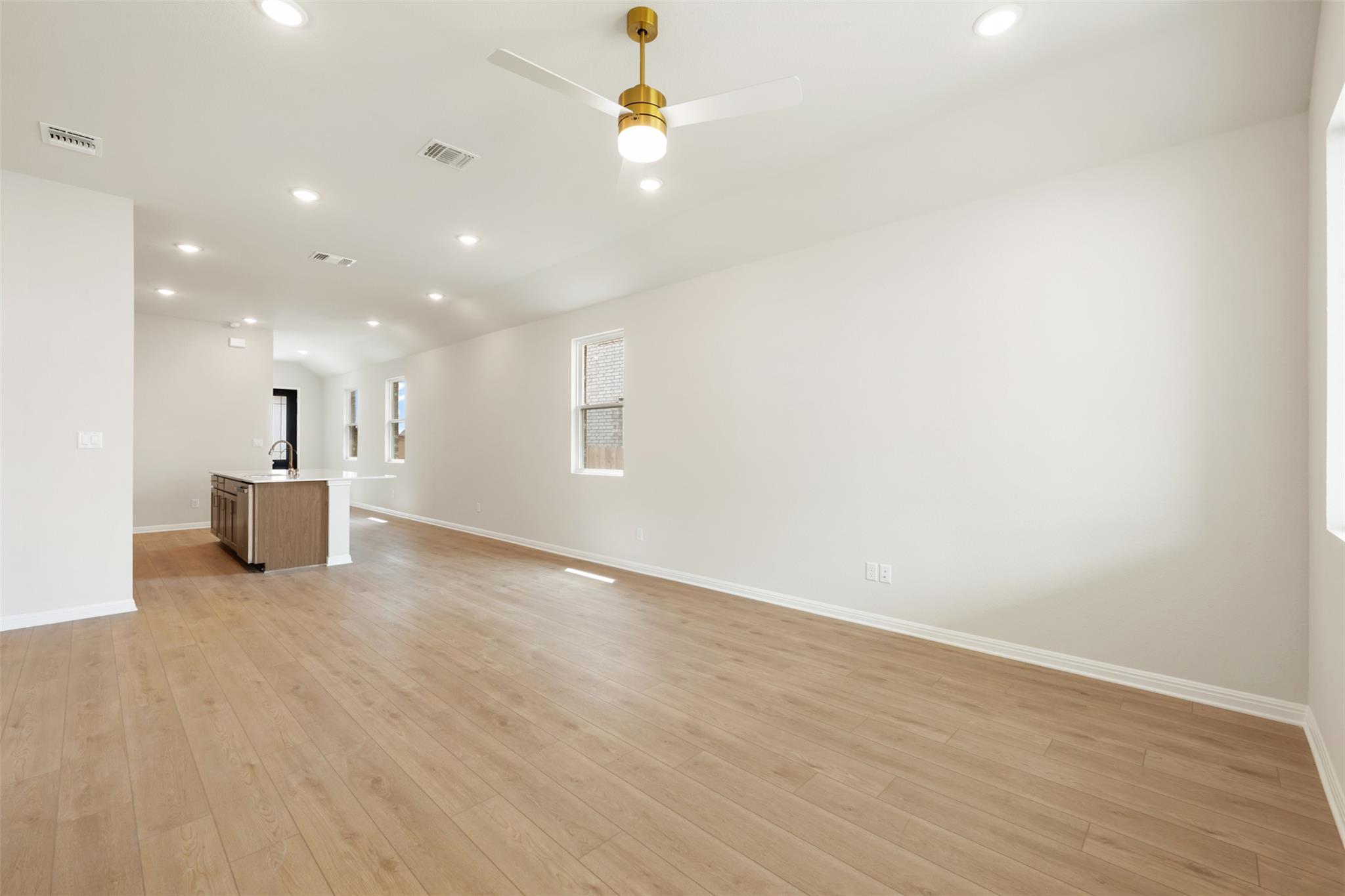 120 Lions Tail Cv, San Marcos, TX 78666