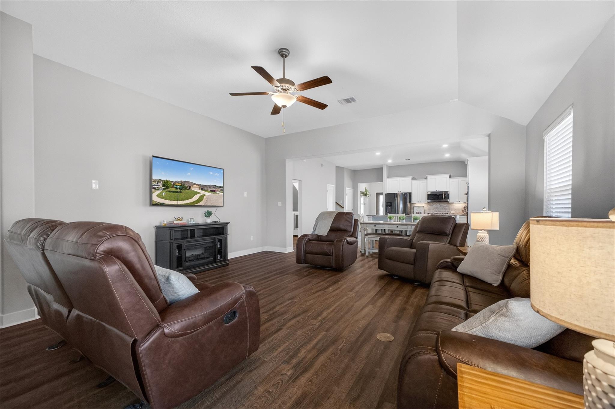 1009 Bright Star Cv, Georgetown, TX 78628