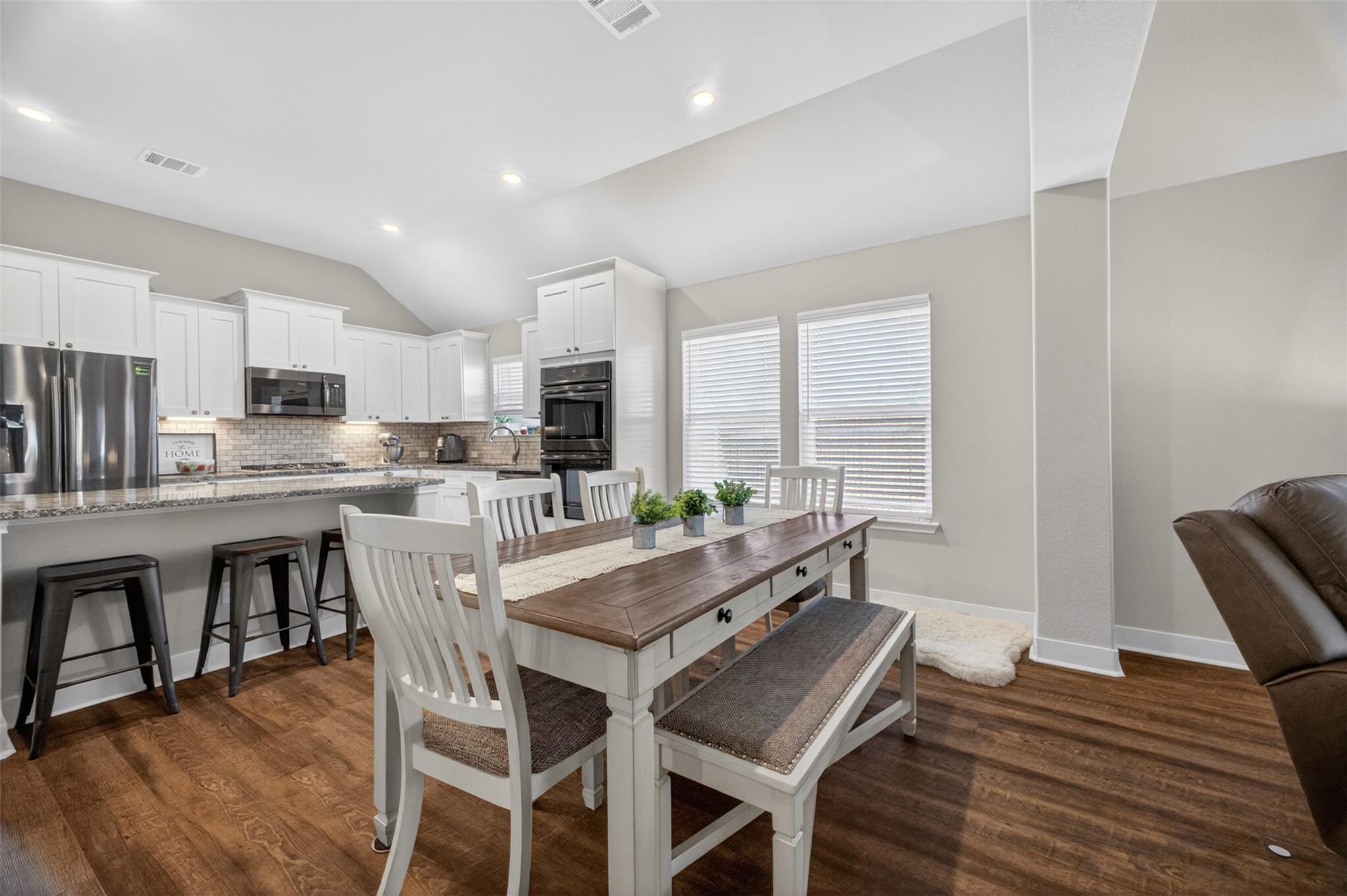1009 Bright Star Cv, Georgetown, TX 78628