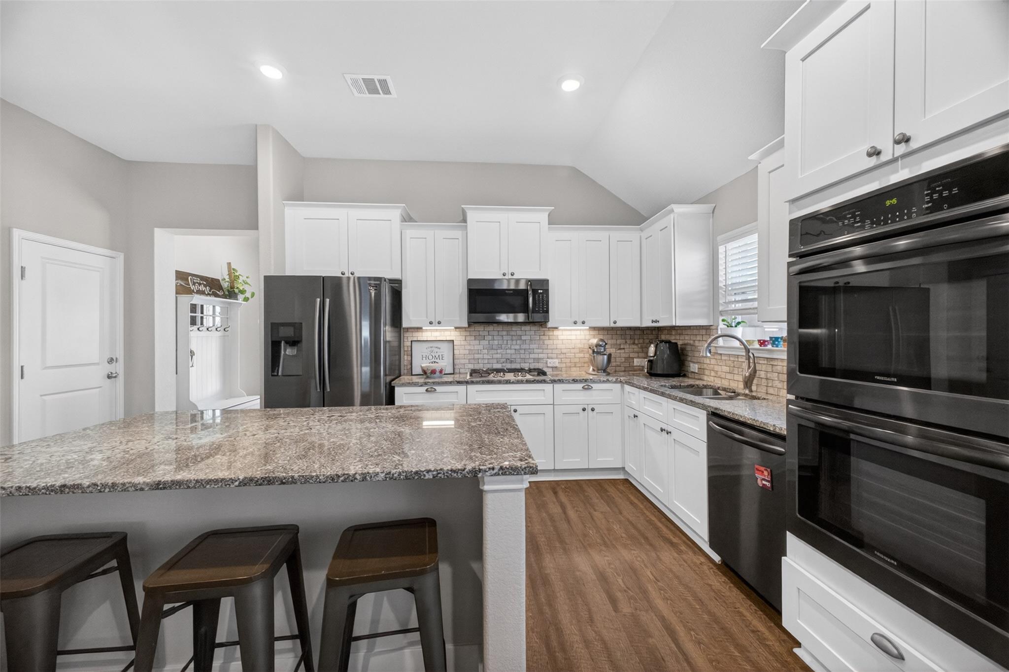 1009 Bright Star Cv, Georgetown, TX 78628