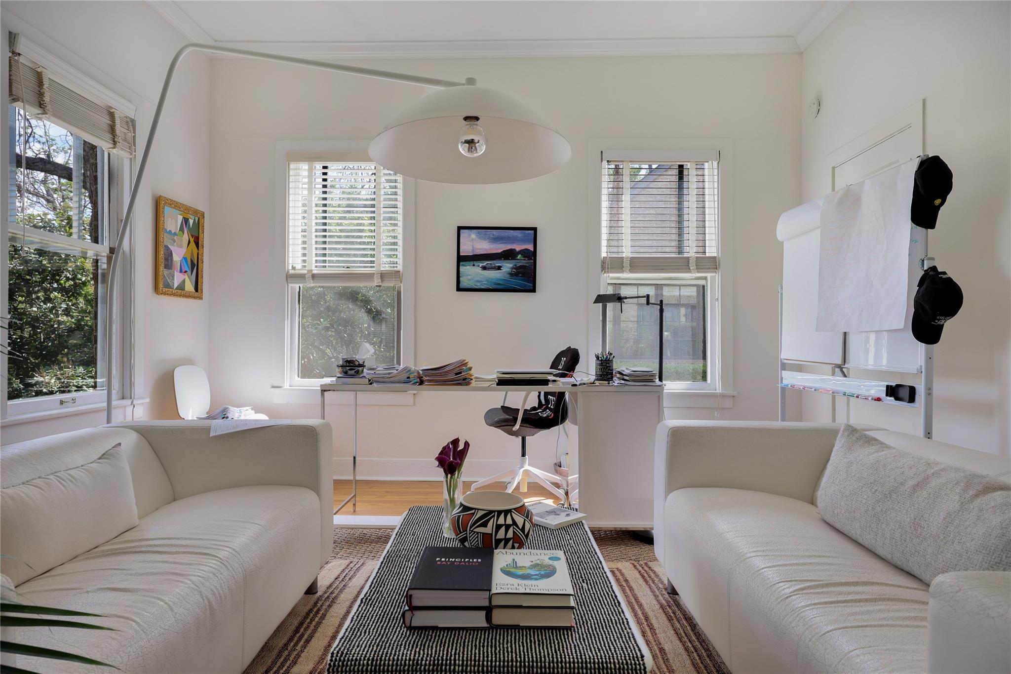 2206 Parkway, Austin, TX 78703