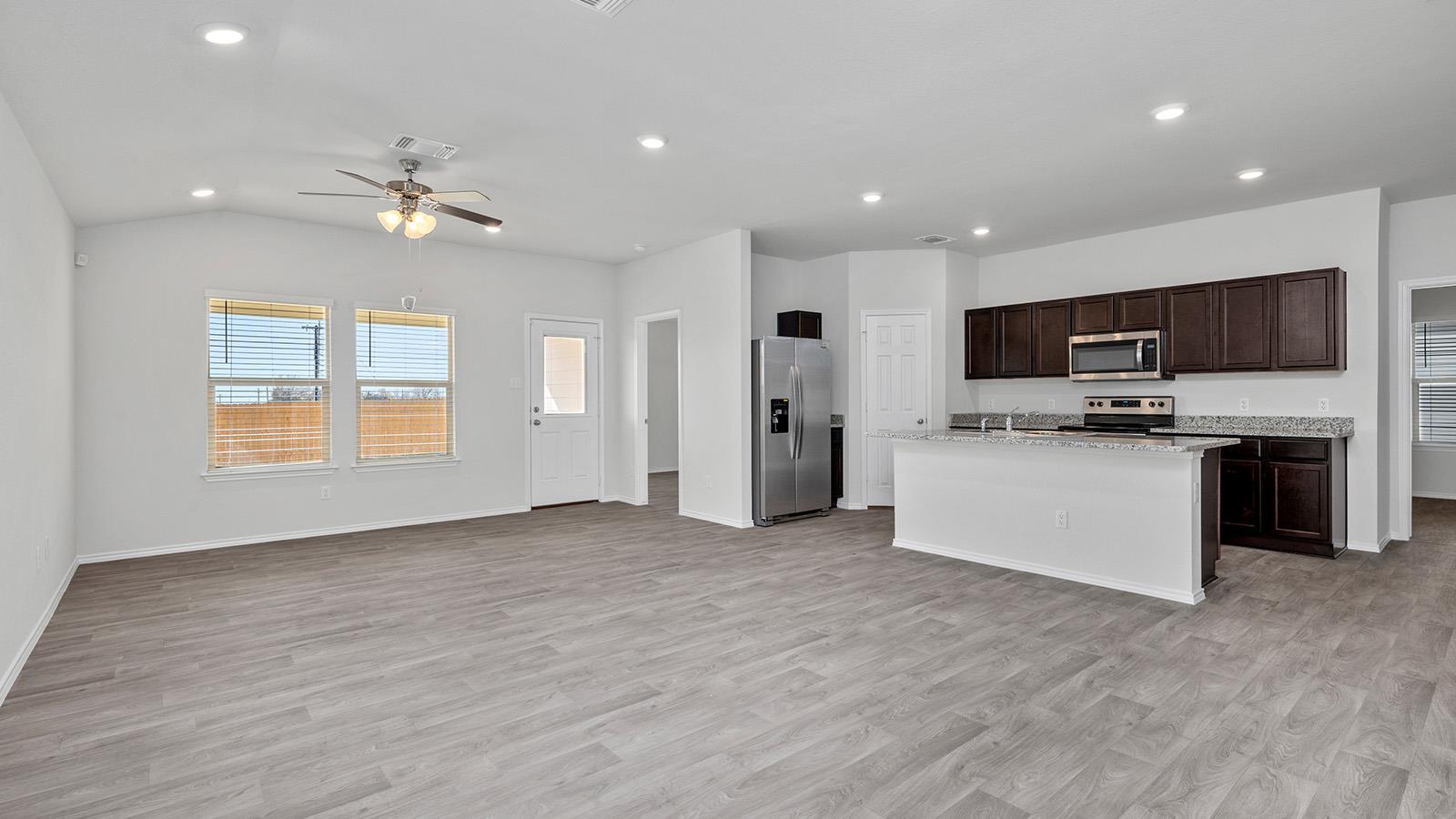 216 Timbo Dr, Jarrell, TX 76537