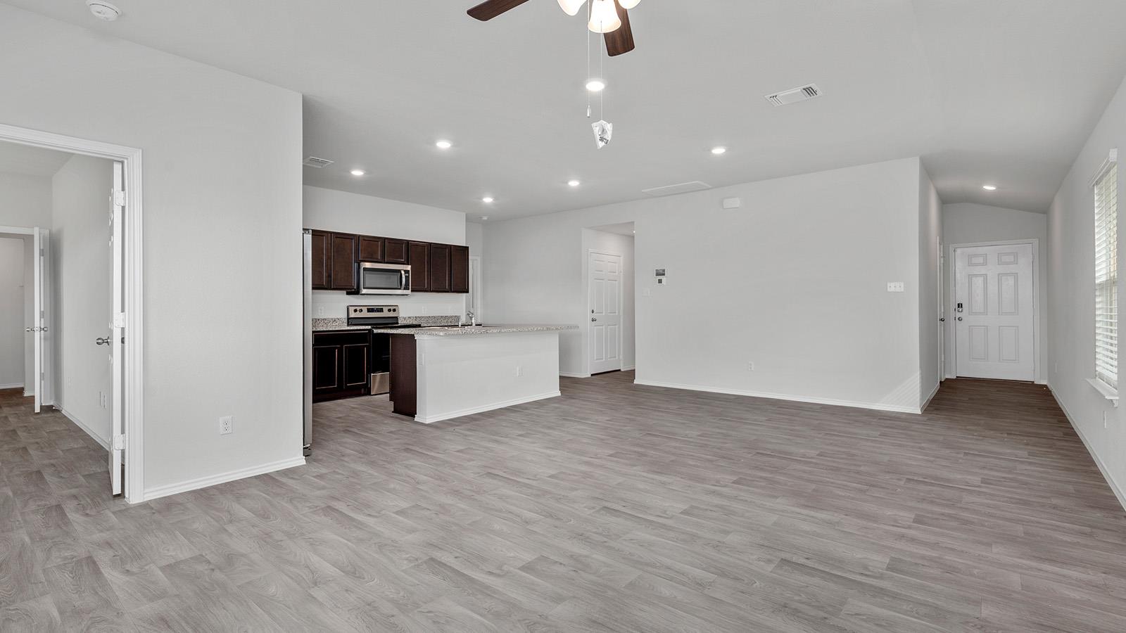 216 Timbo Dr, Jarrell, TX 76537