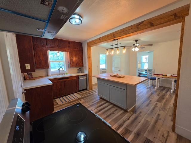 801 N Avenue A Ave, Cross Plains, TX 76443