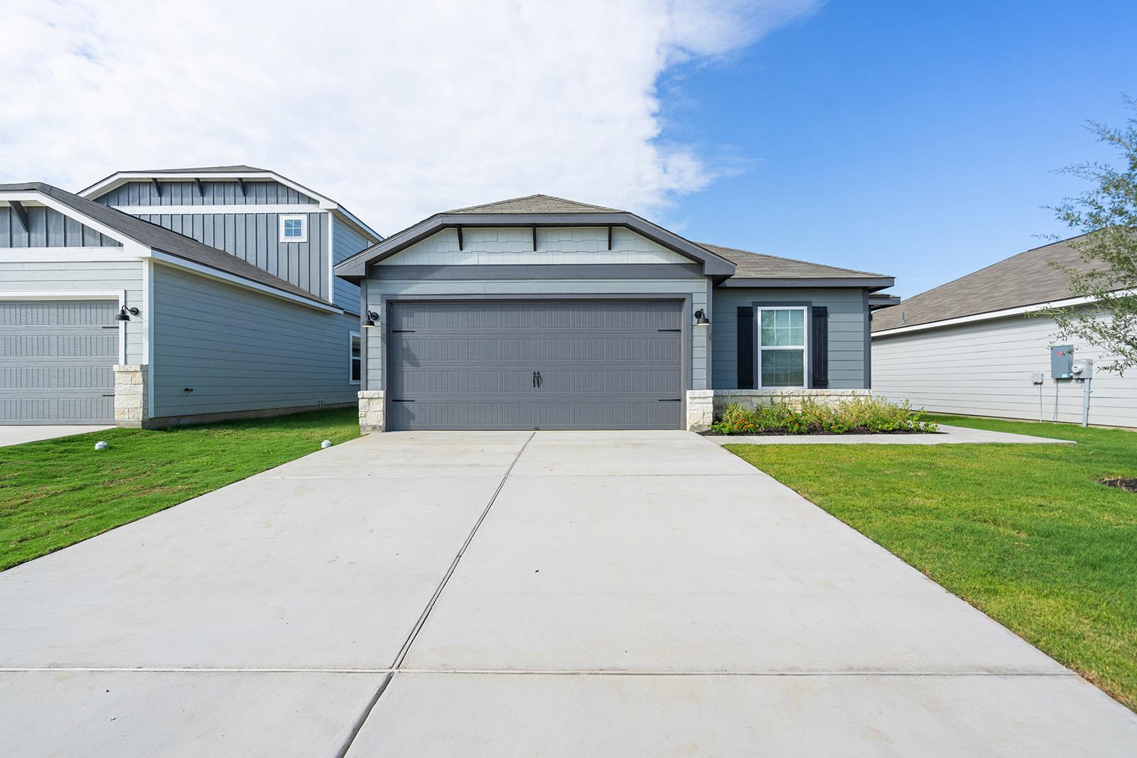 112 Wirepass Crst, Jarrell, TX 76537