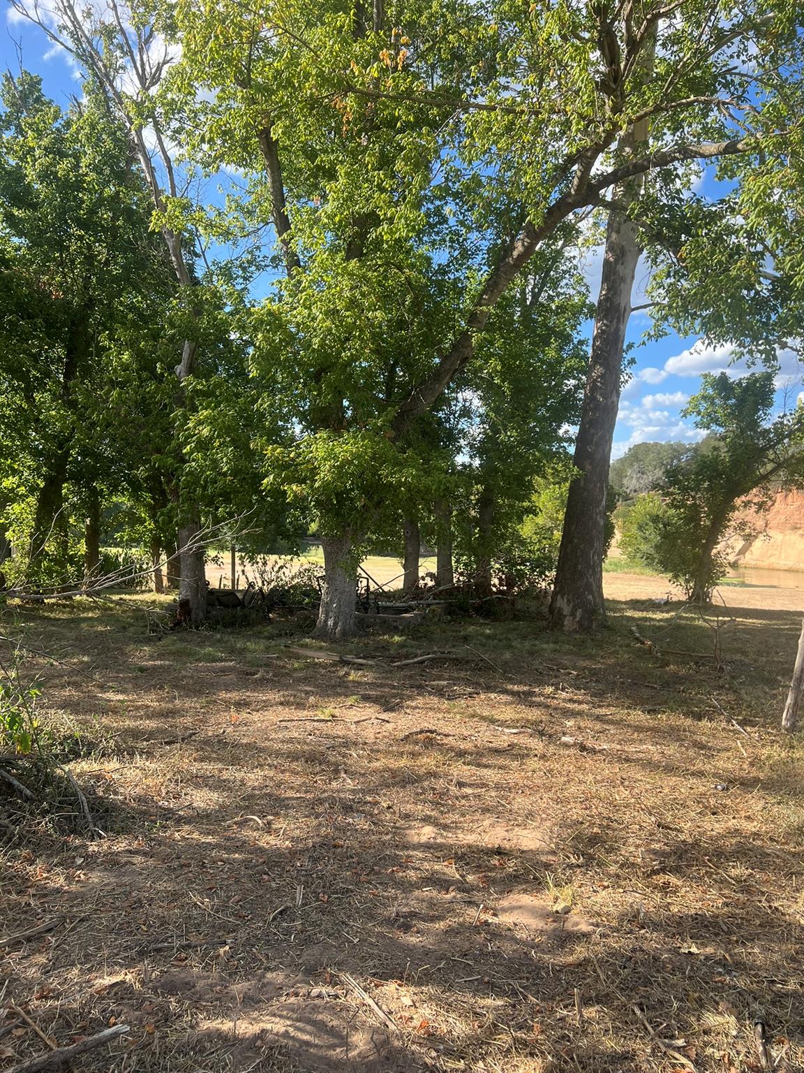 Smithville, TX 78957
