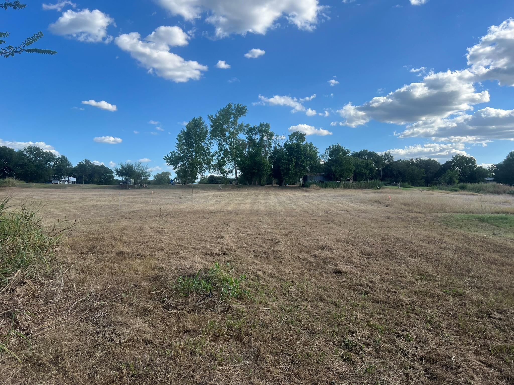 Smithville, TX 78957