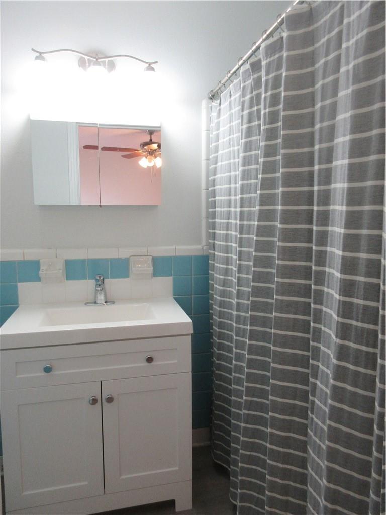 926 E Dean Keeton St # 202, Austin, TX 78705