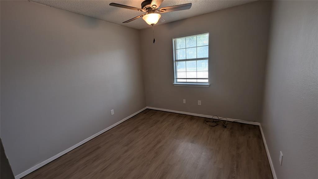 107 Beck St # B, Florence, TX 76527